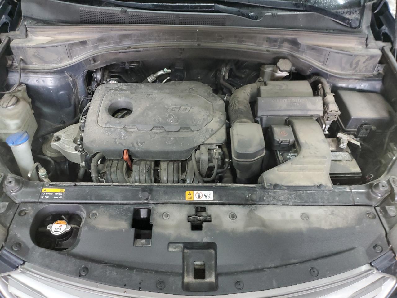 2017 Hyundai Santa Fe - Image 12