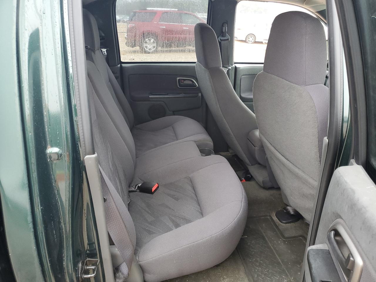 2005 Chevrolet Colorado - Image 10