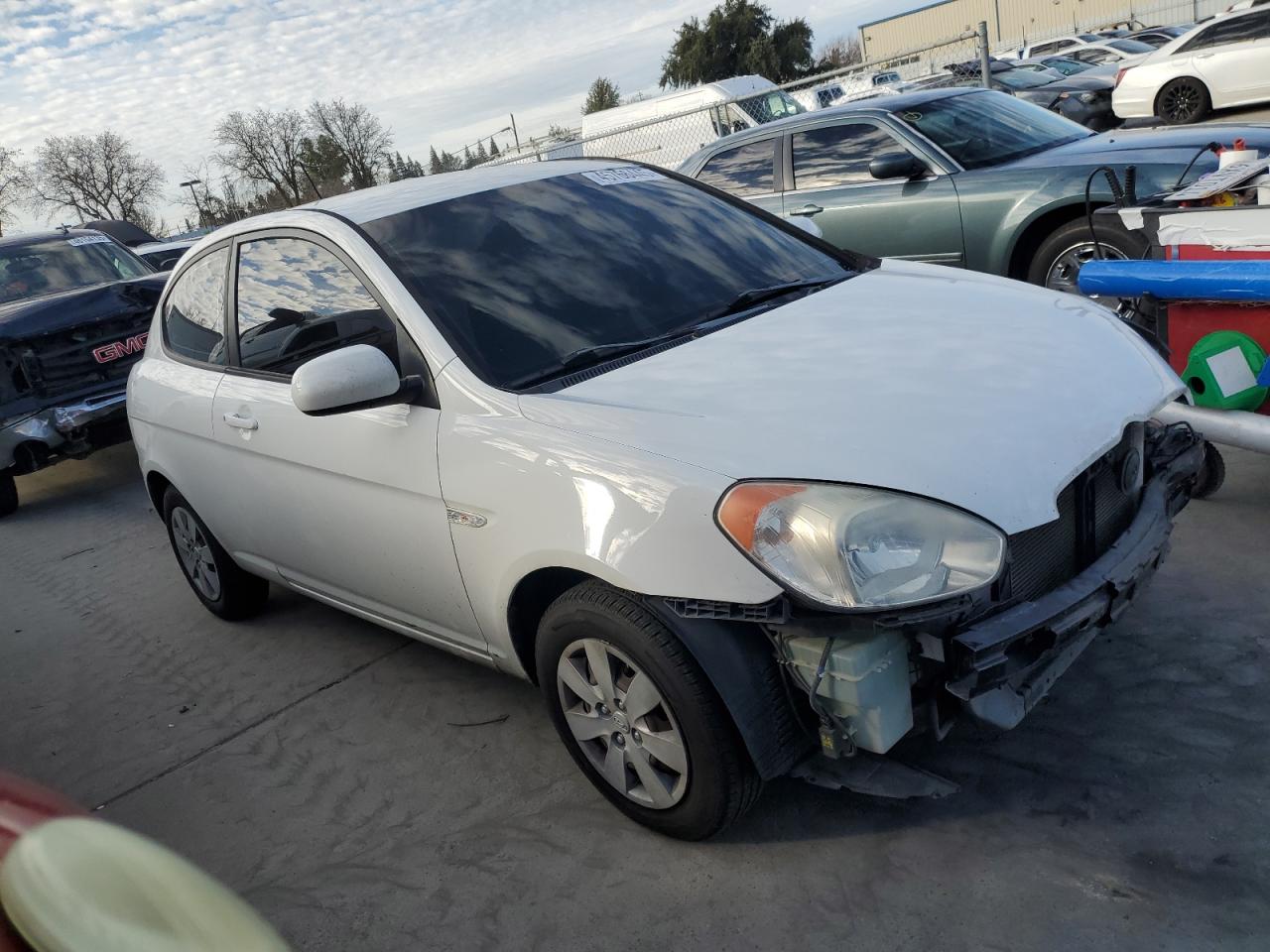 2010 Hyundai Accent - Image 4