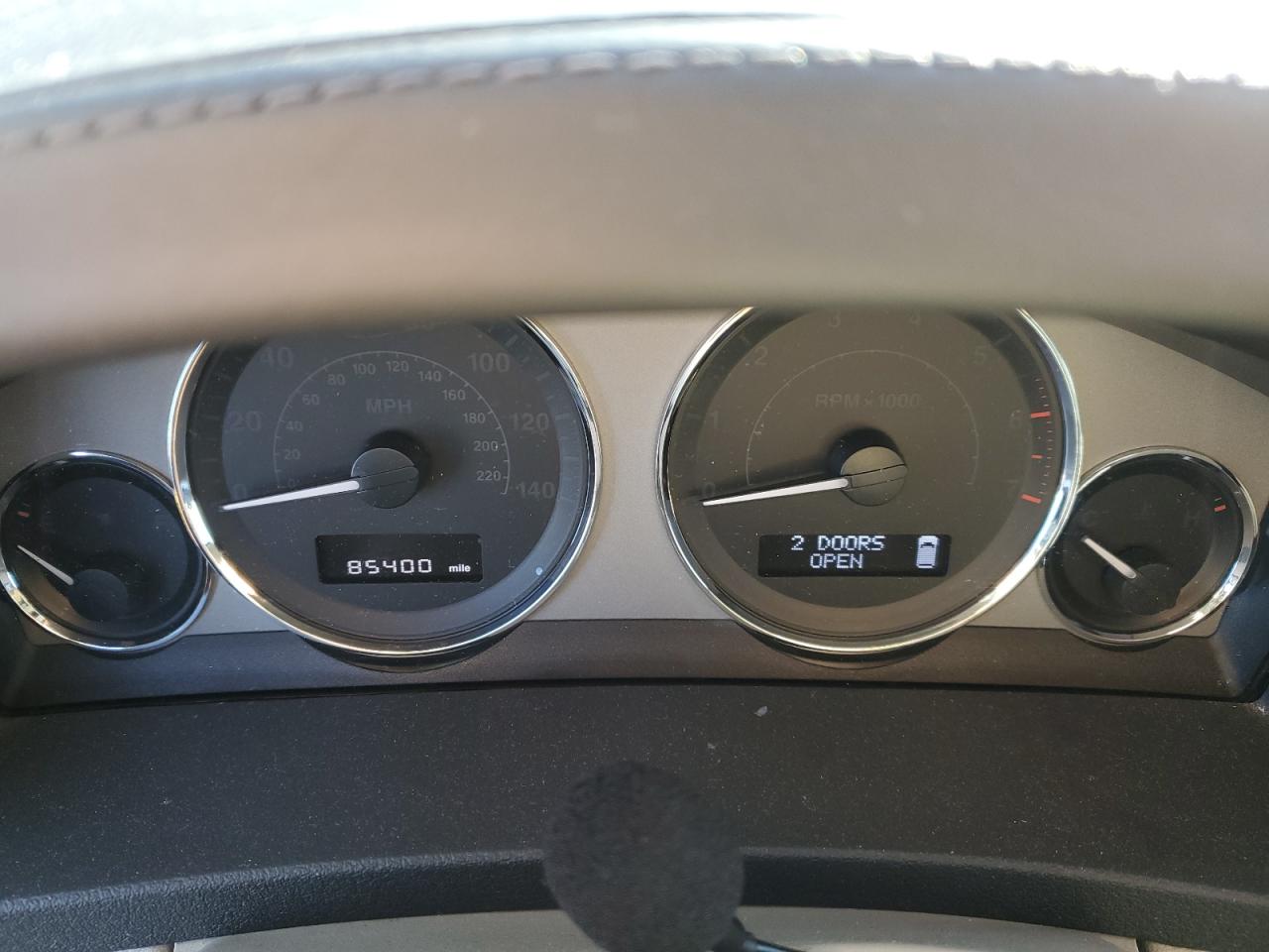 2009 Jeep Grand Cherokee - Image 9