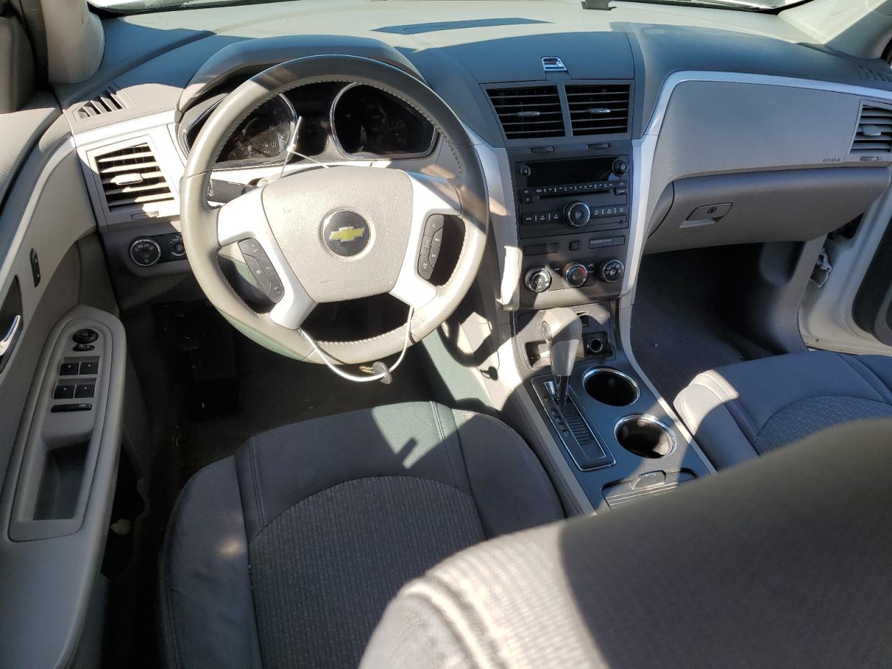 2011 Chevrolet Traverse - Image 8