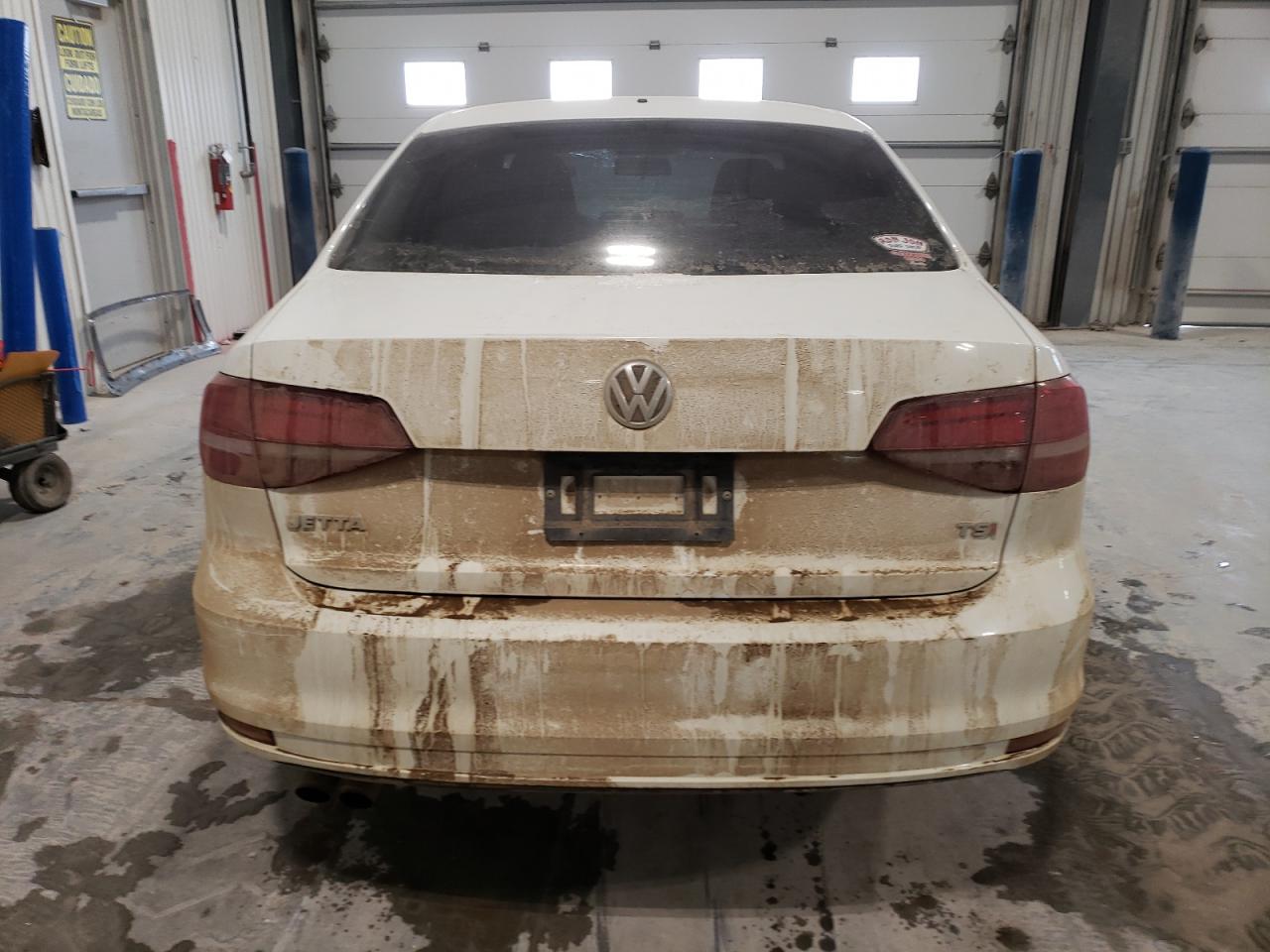 2016 Volkswagen Jetta - Image 6