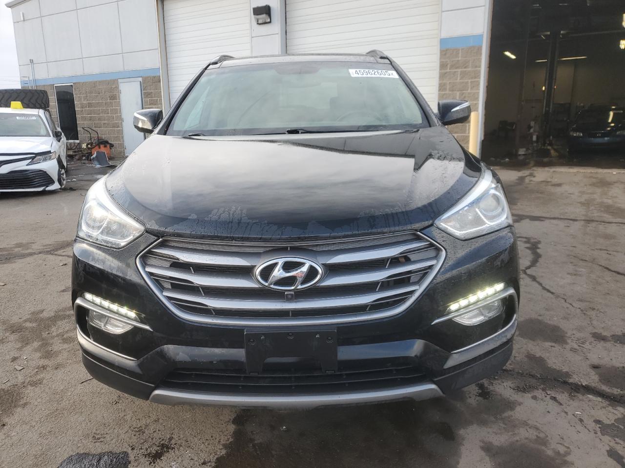 2017 Hyundai Santa Fe - Image 5