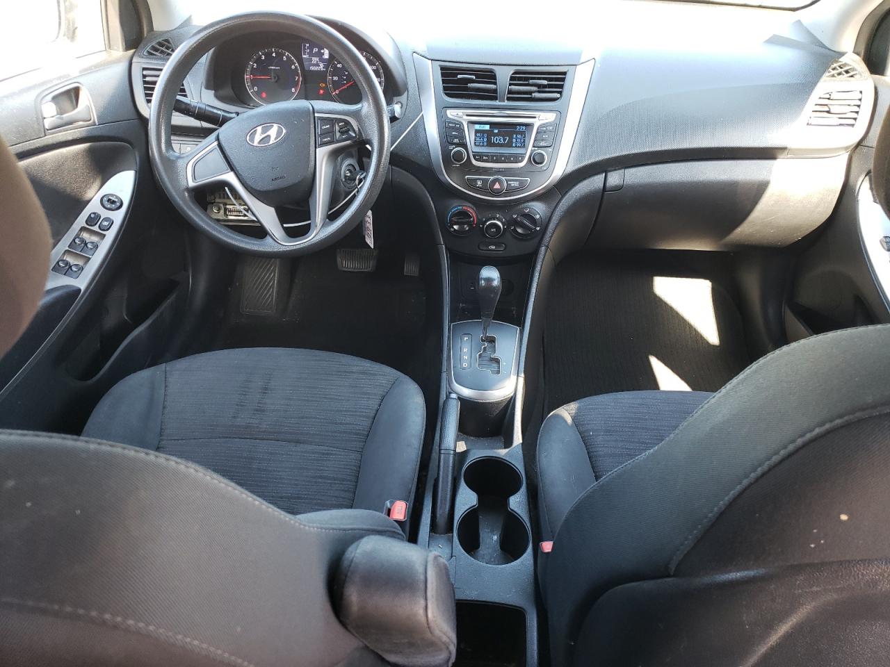 2016 Hyundai Accent - Image 8