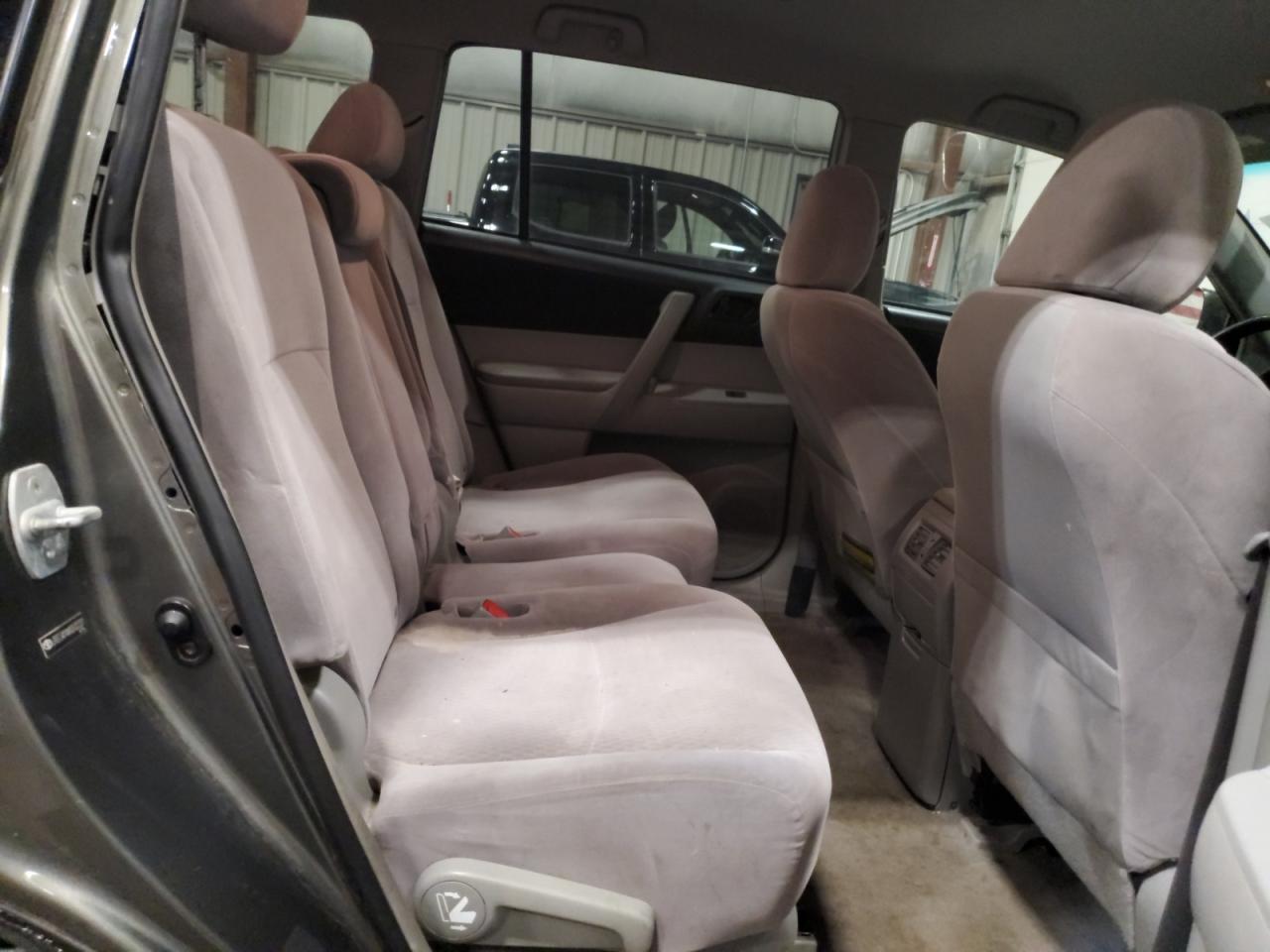 2008 Toyota Highlander - Image 10