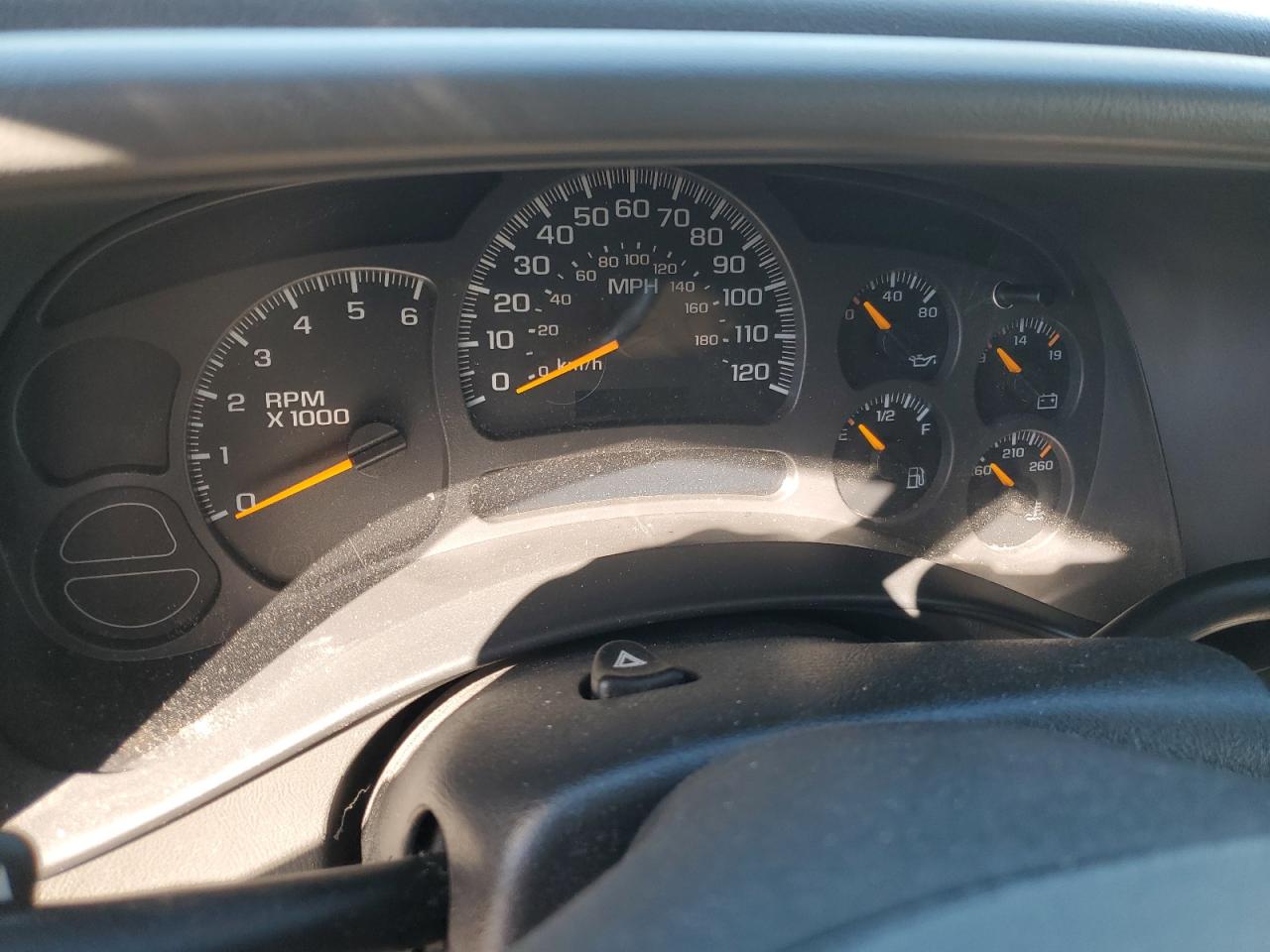 2003 GMC Yukon - Image 9