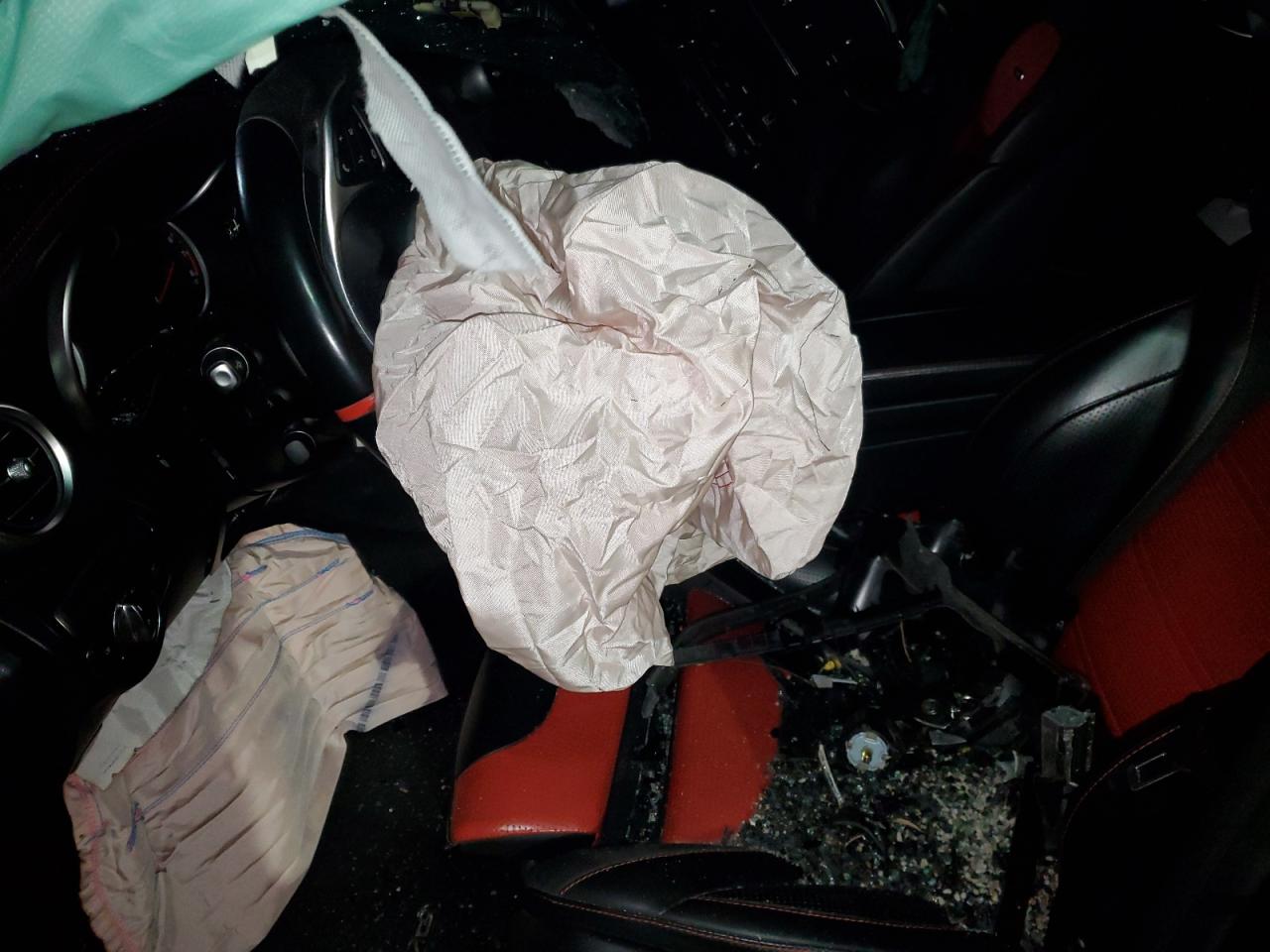 2016 Mercedes-Benz C 63 Amg-S VIN: 102575 Lot: 45779325