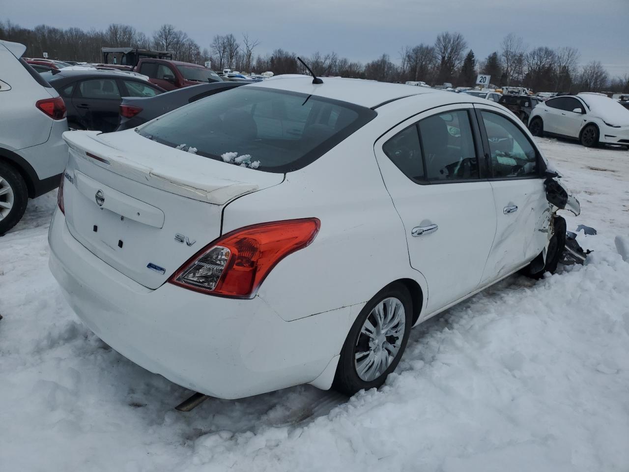 2014 Nissan Versa - Image 3