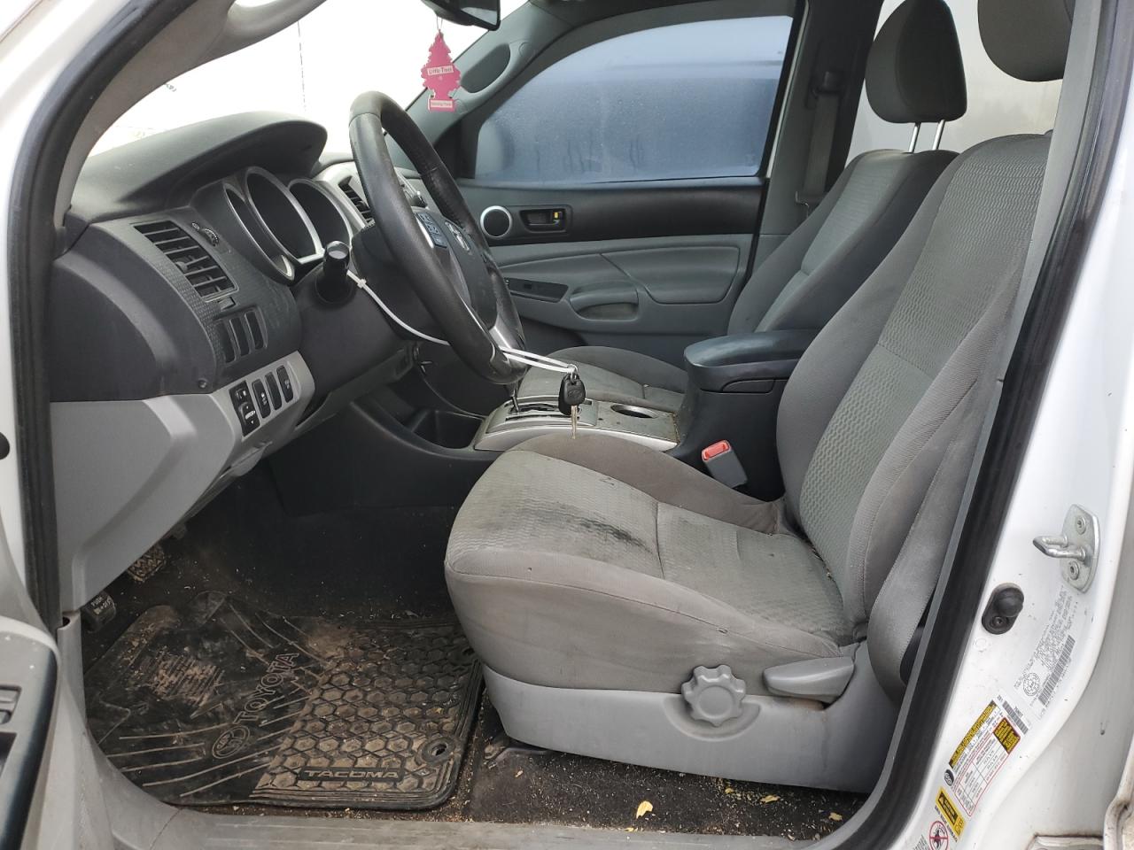 2012 Toyota Tacoma - Image 7