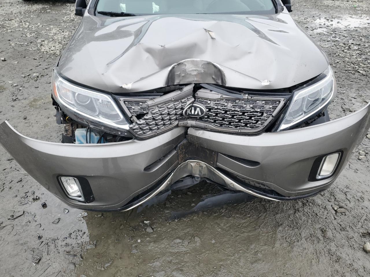 2014 Kia Sorento - Image 14