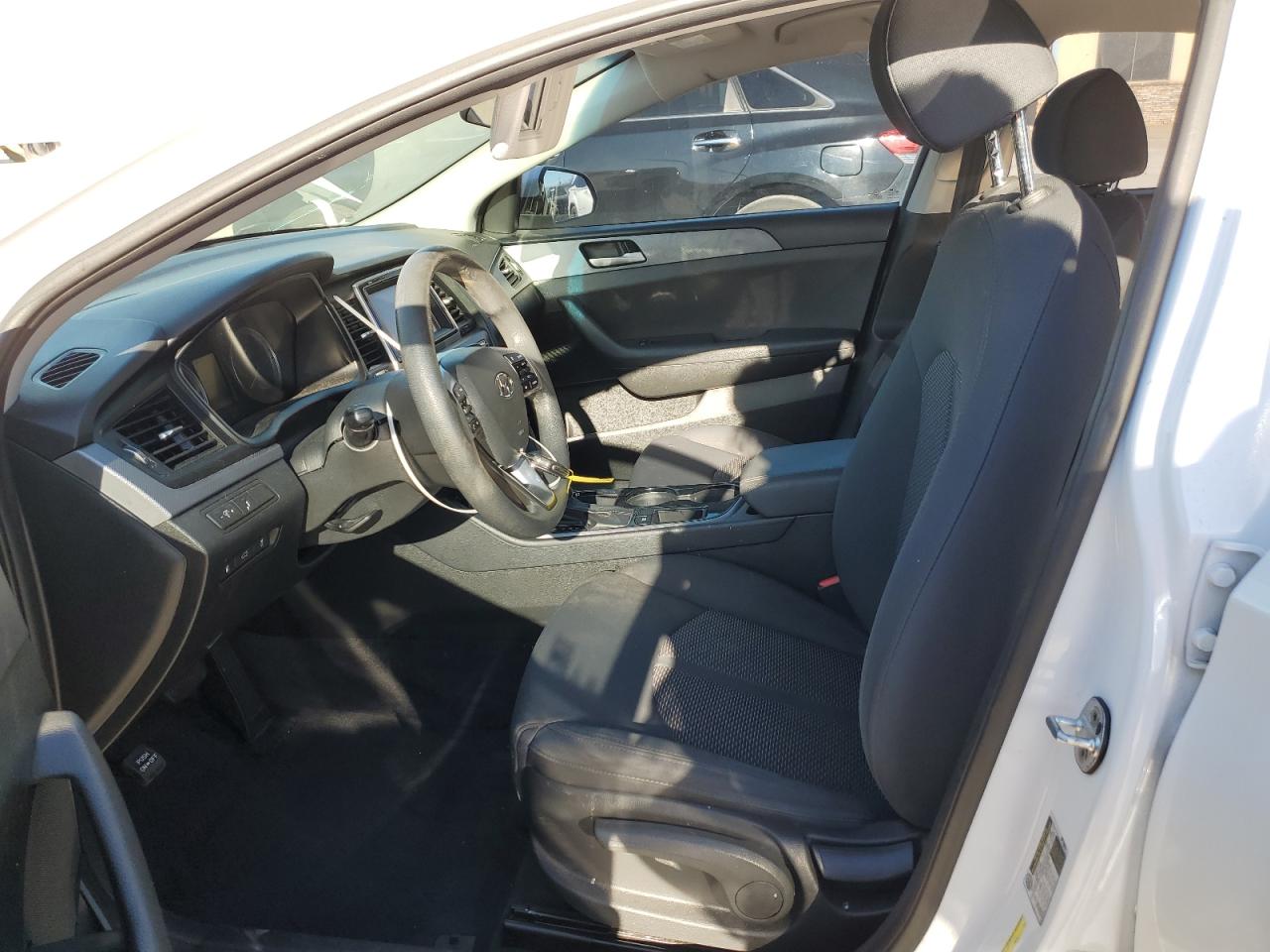 2019 Hyundai Sonata - Image 7