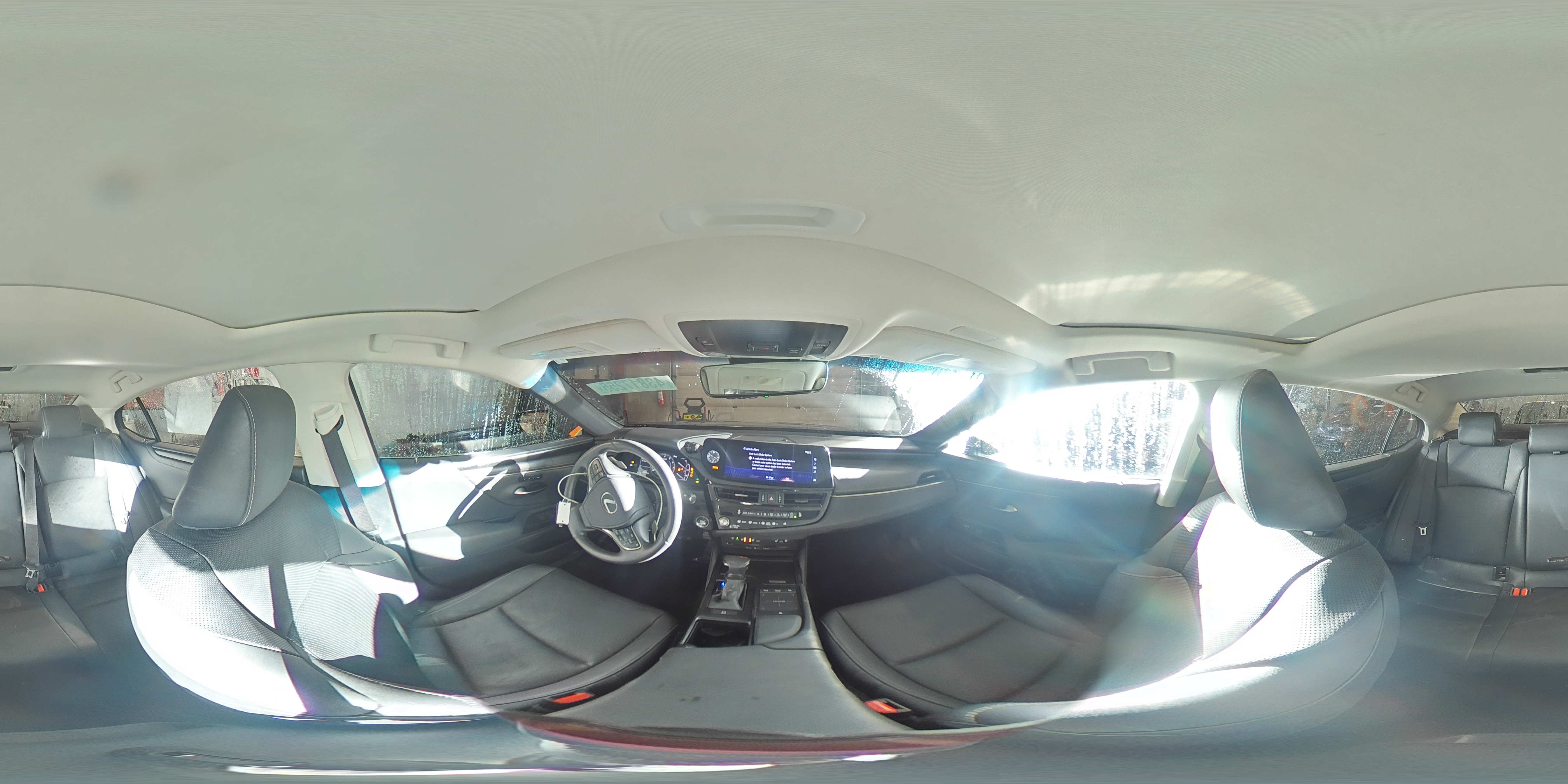 2022 Lexus ES - Image 14