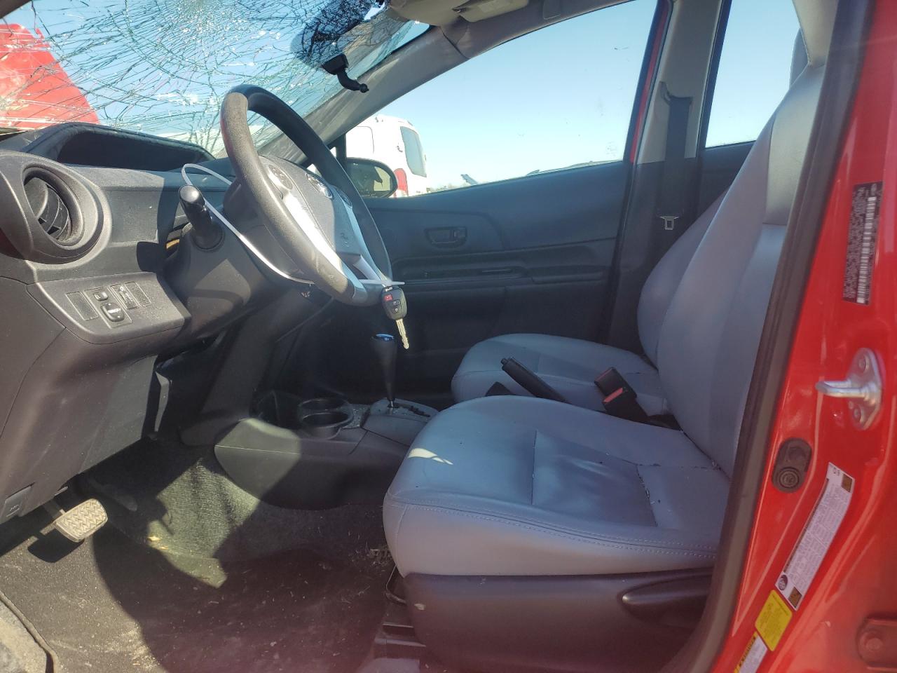 2016 Toyota Prius - Image 7