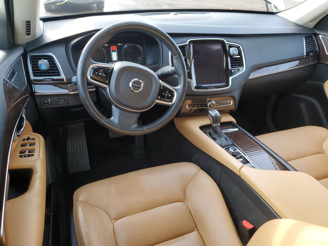 2016 Volvo XC90 - Image 8