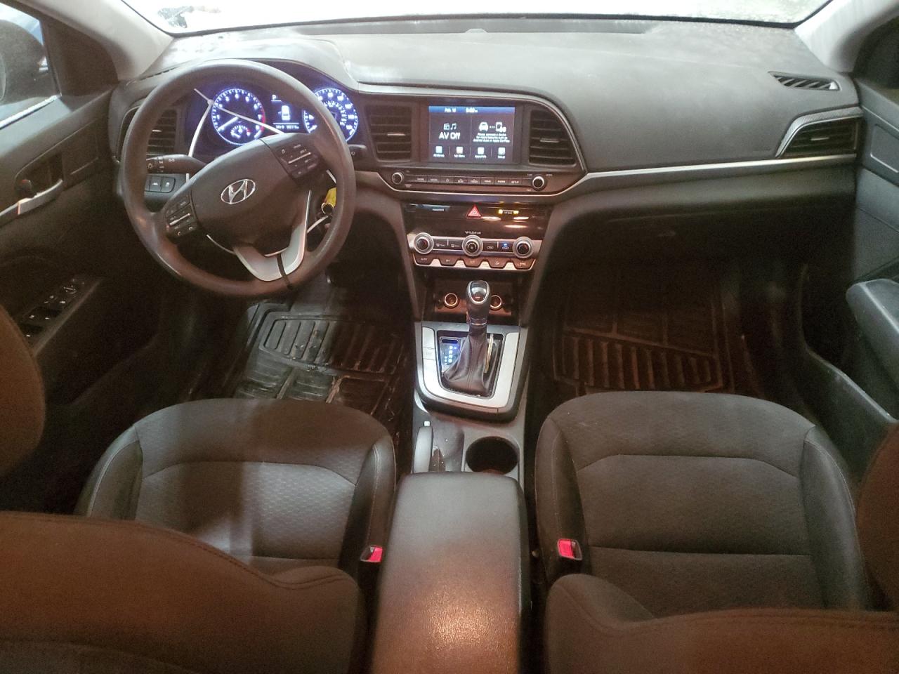 2020 Hyundai Elantra - Image 8