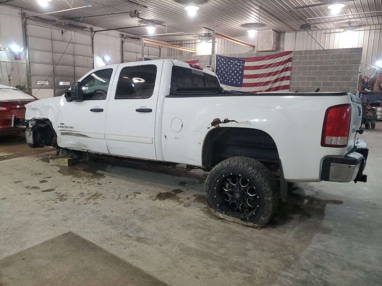 2008 GMC Sierra - Image 2