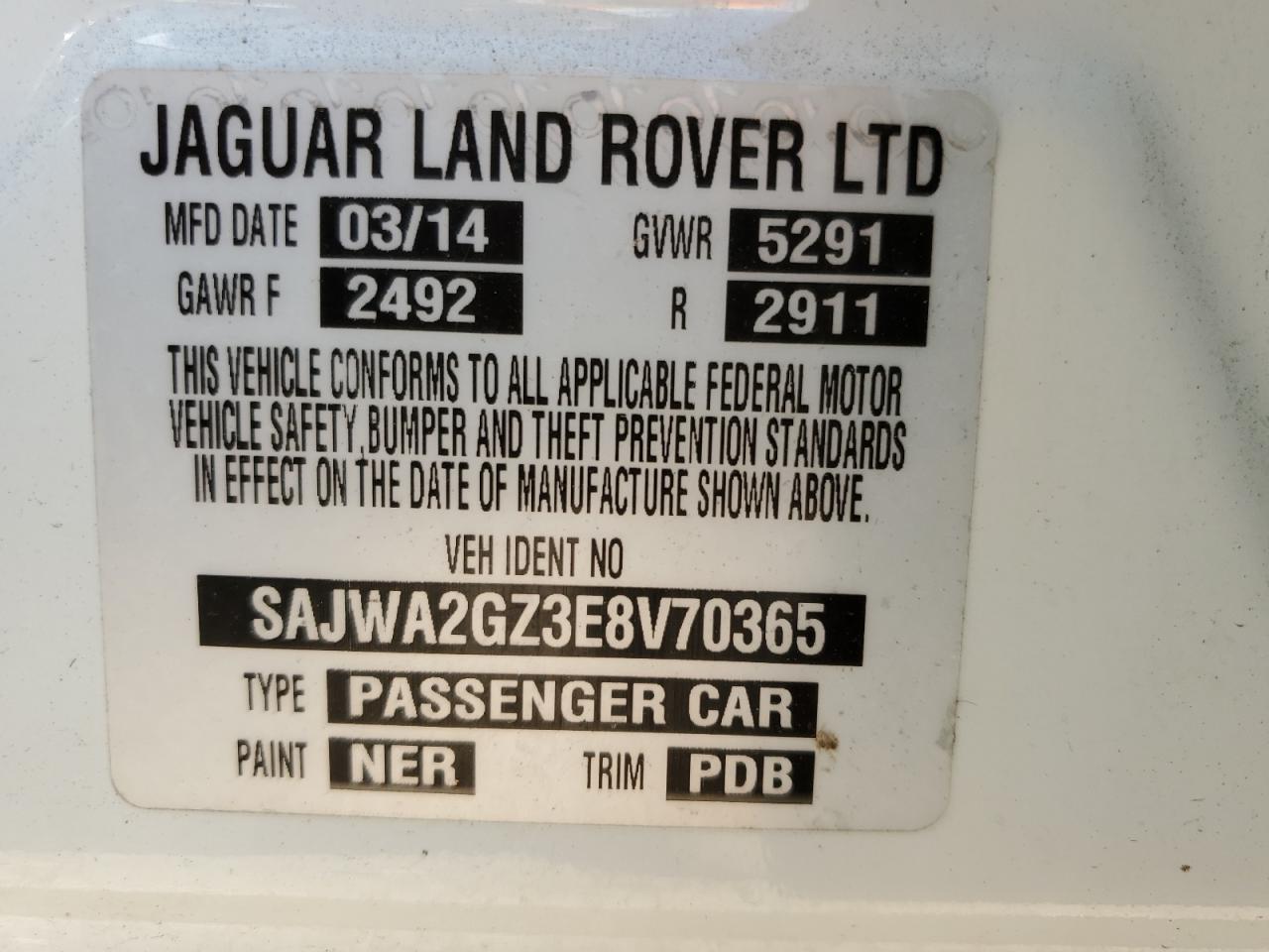 2014 Jaguar XJ - Image 12