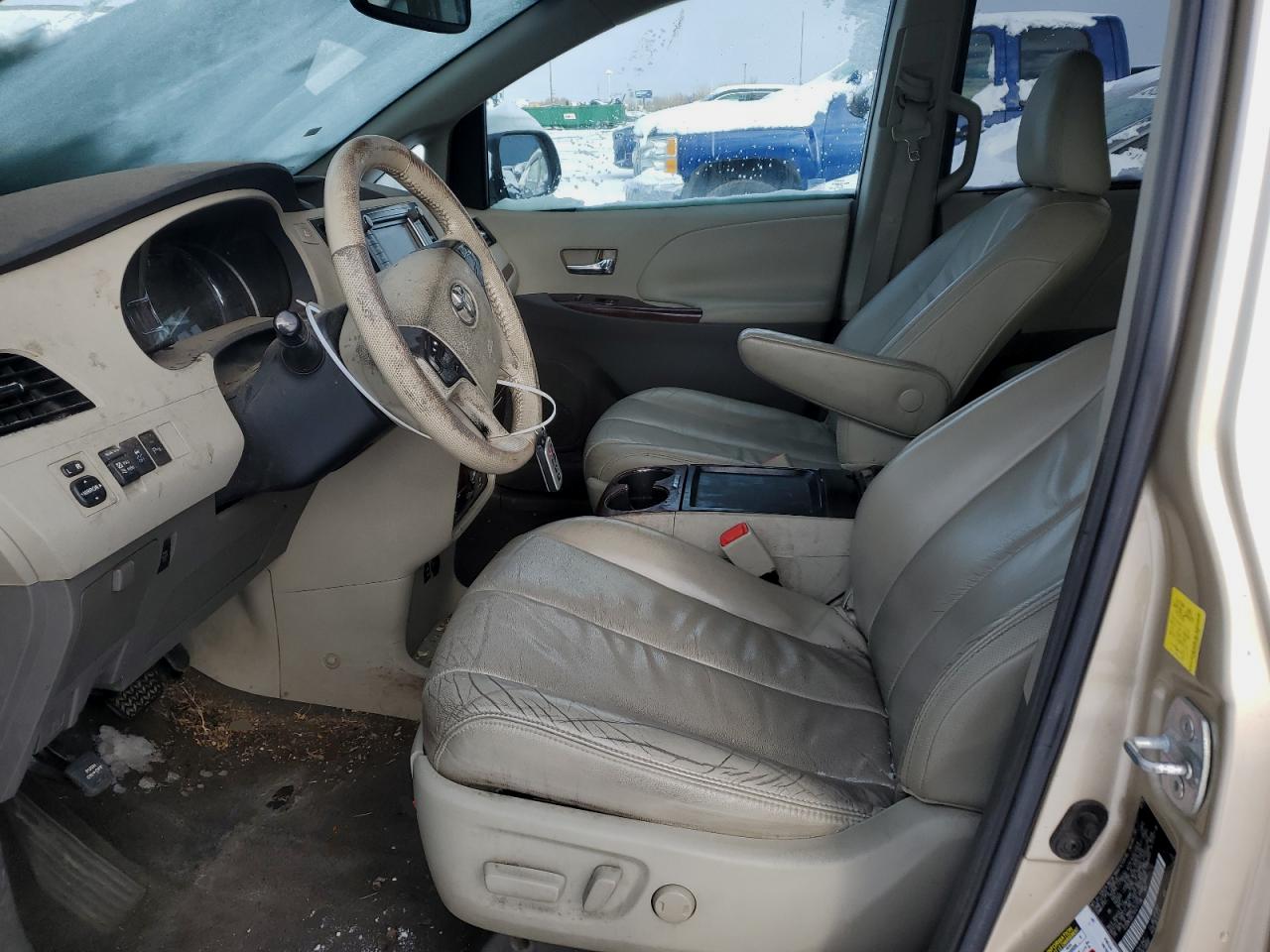 2011 Toyota Sienna Xle VIN: 5TDDK3DC7BS017296 Lot: 45395135