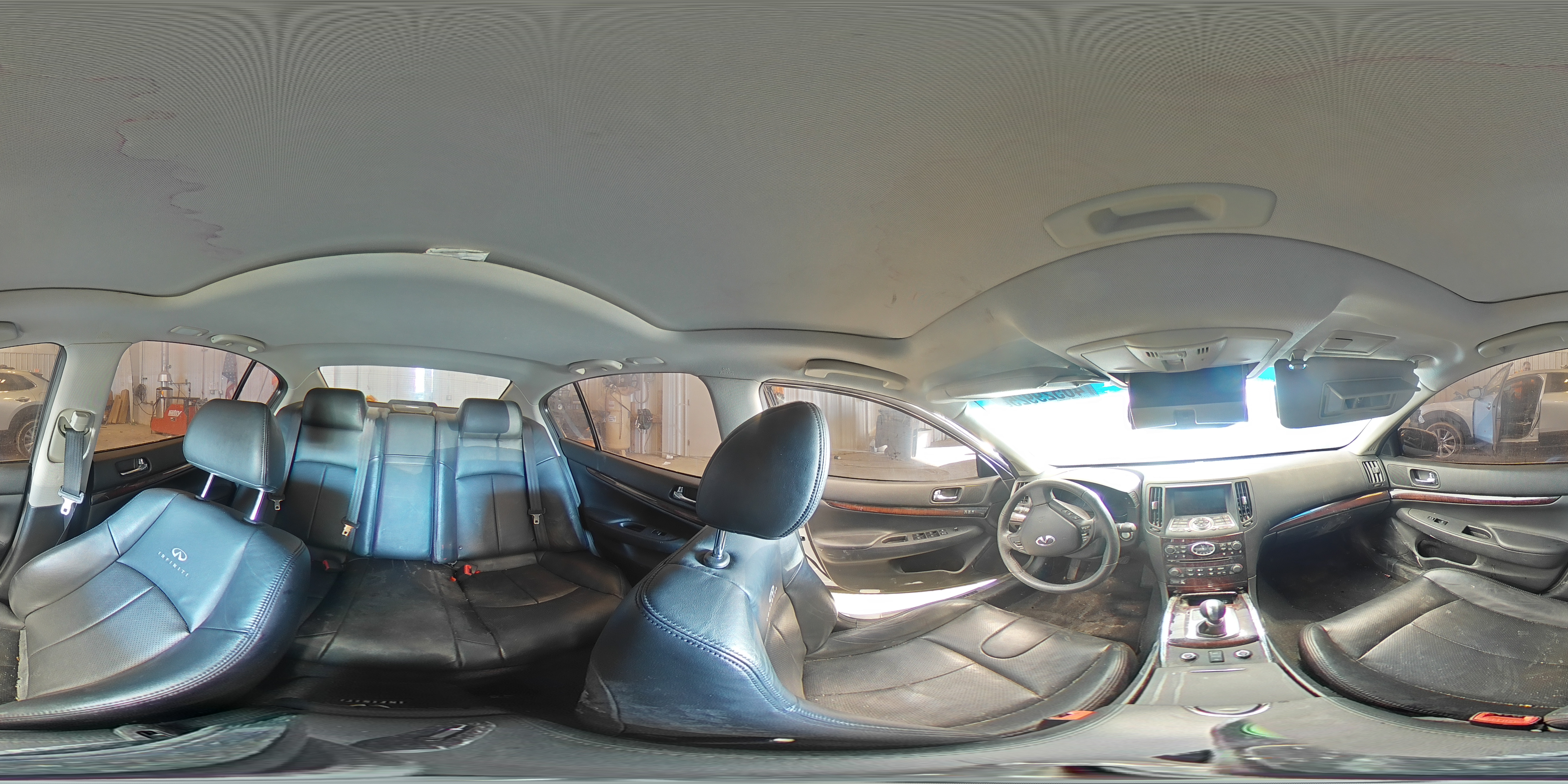 2012 Infiniti G - Image 14