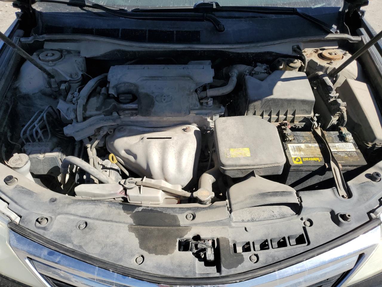 2014 Toyota Camry - Image 11