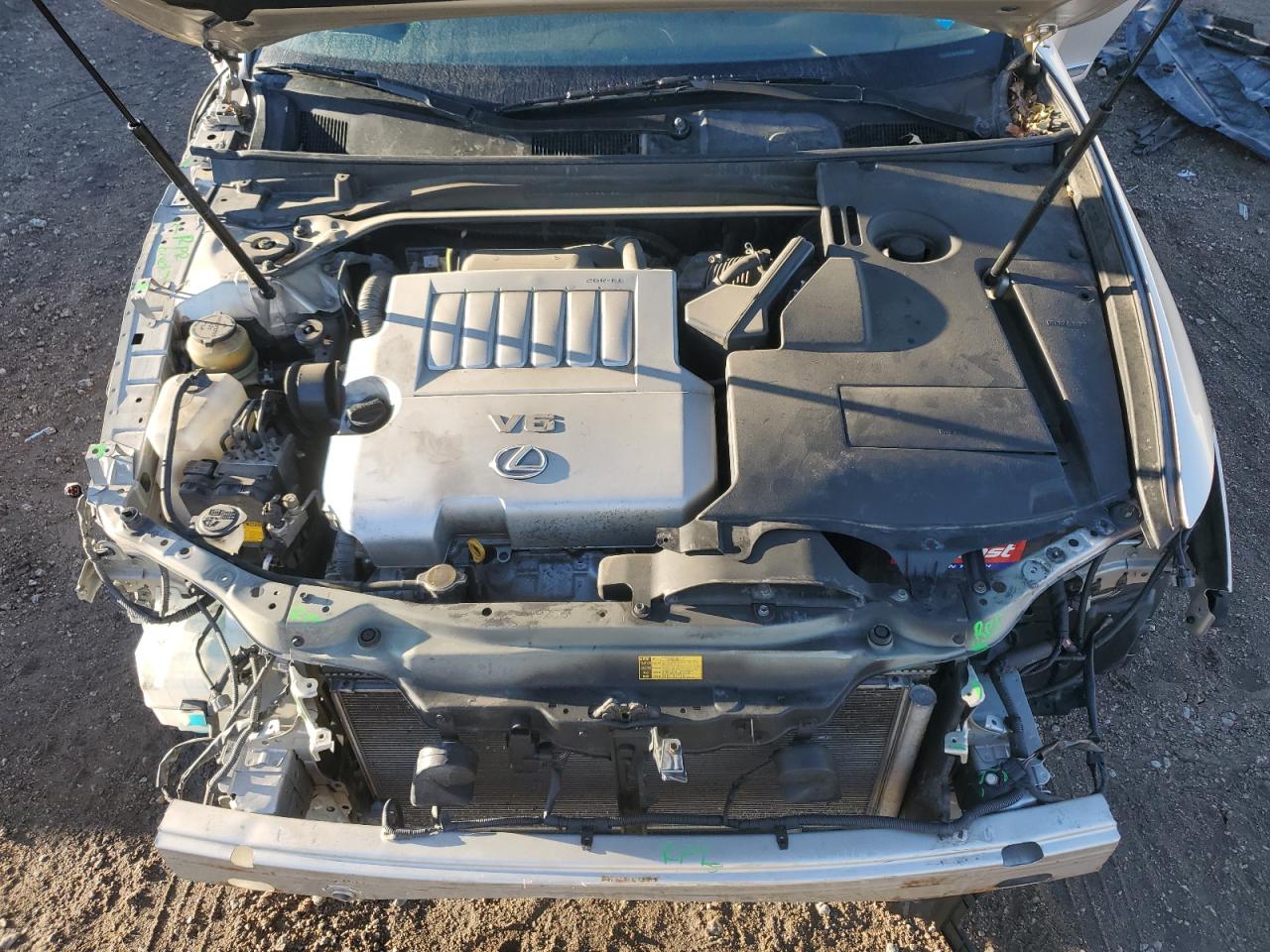 2010 Lexus ES - Image 11