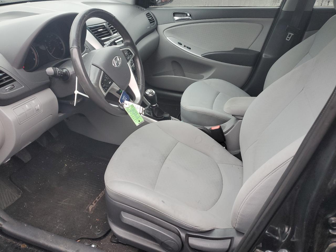 2014 Hyundai Accent - Image 7