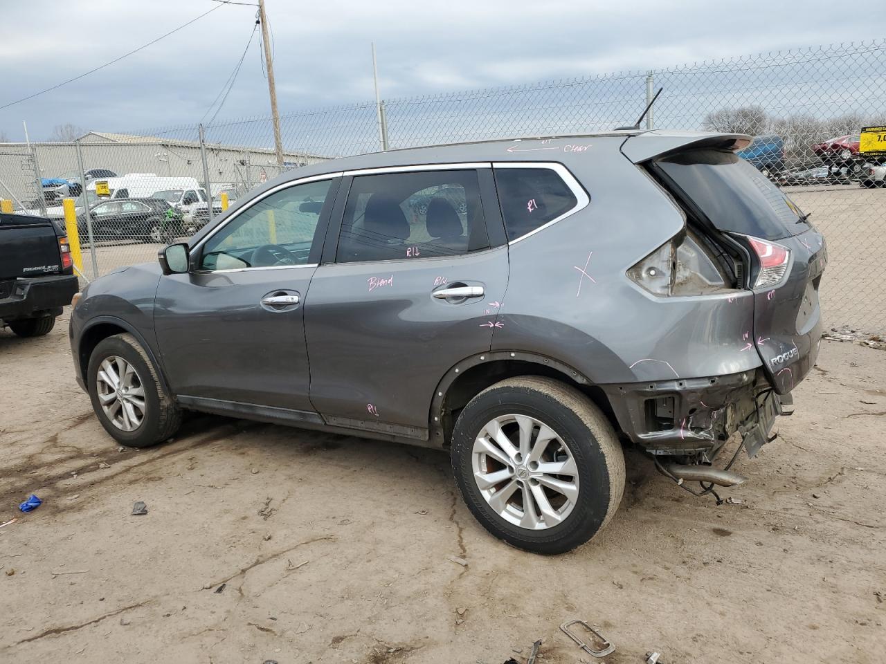 2015 Nissan Rogue - Image 2