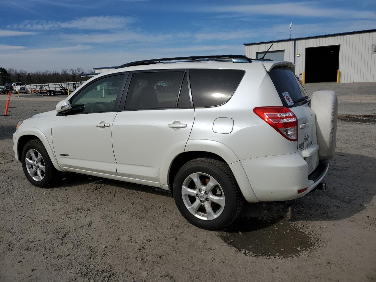 2009 Toyota RAV 4 - Image 2
