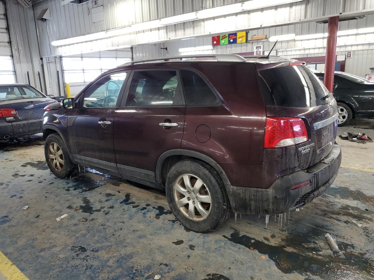 2012 Kia Sorento - Image 2