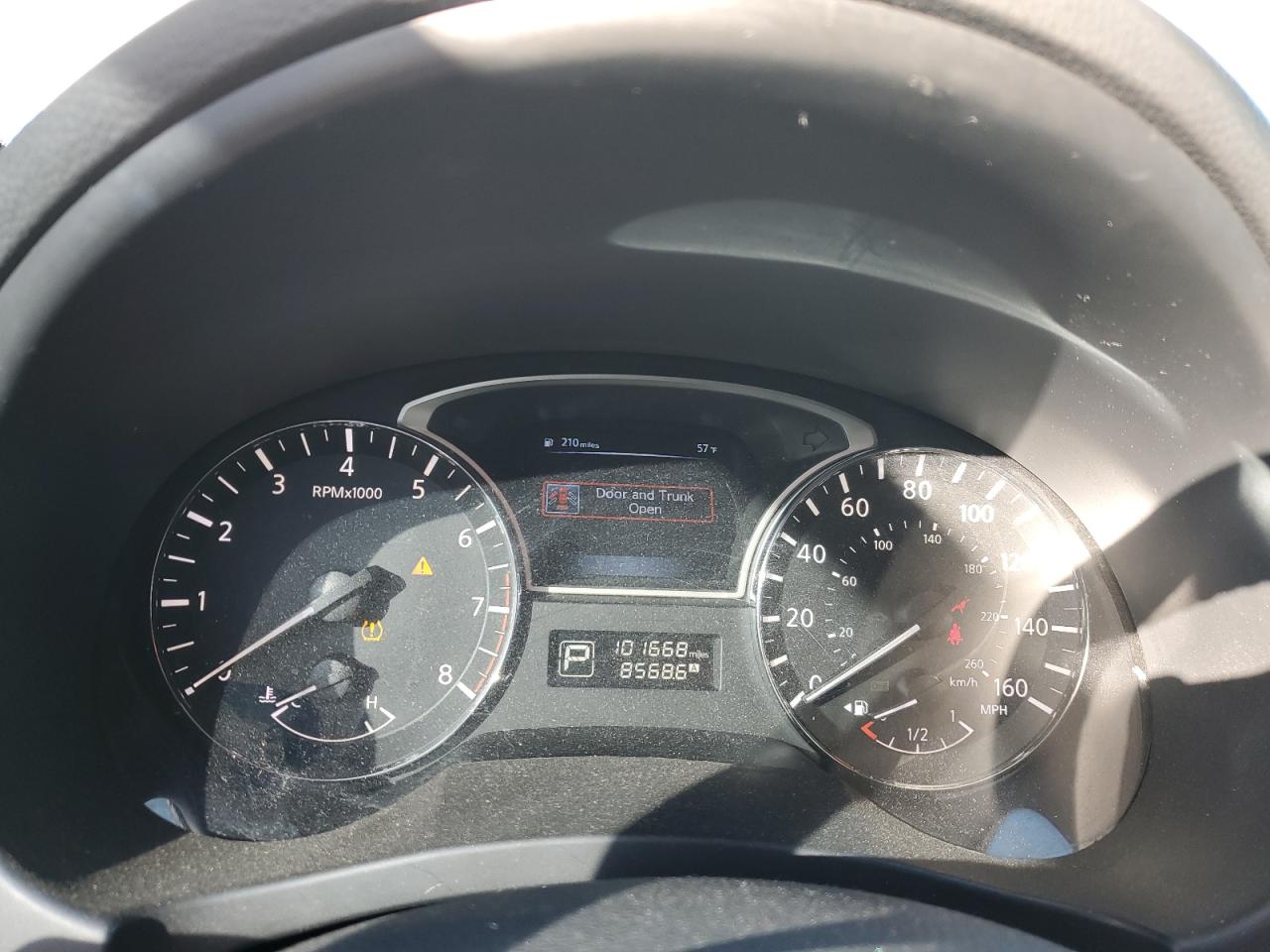 2014 Nissan Altima - Image 9