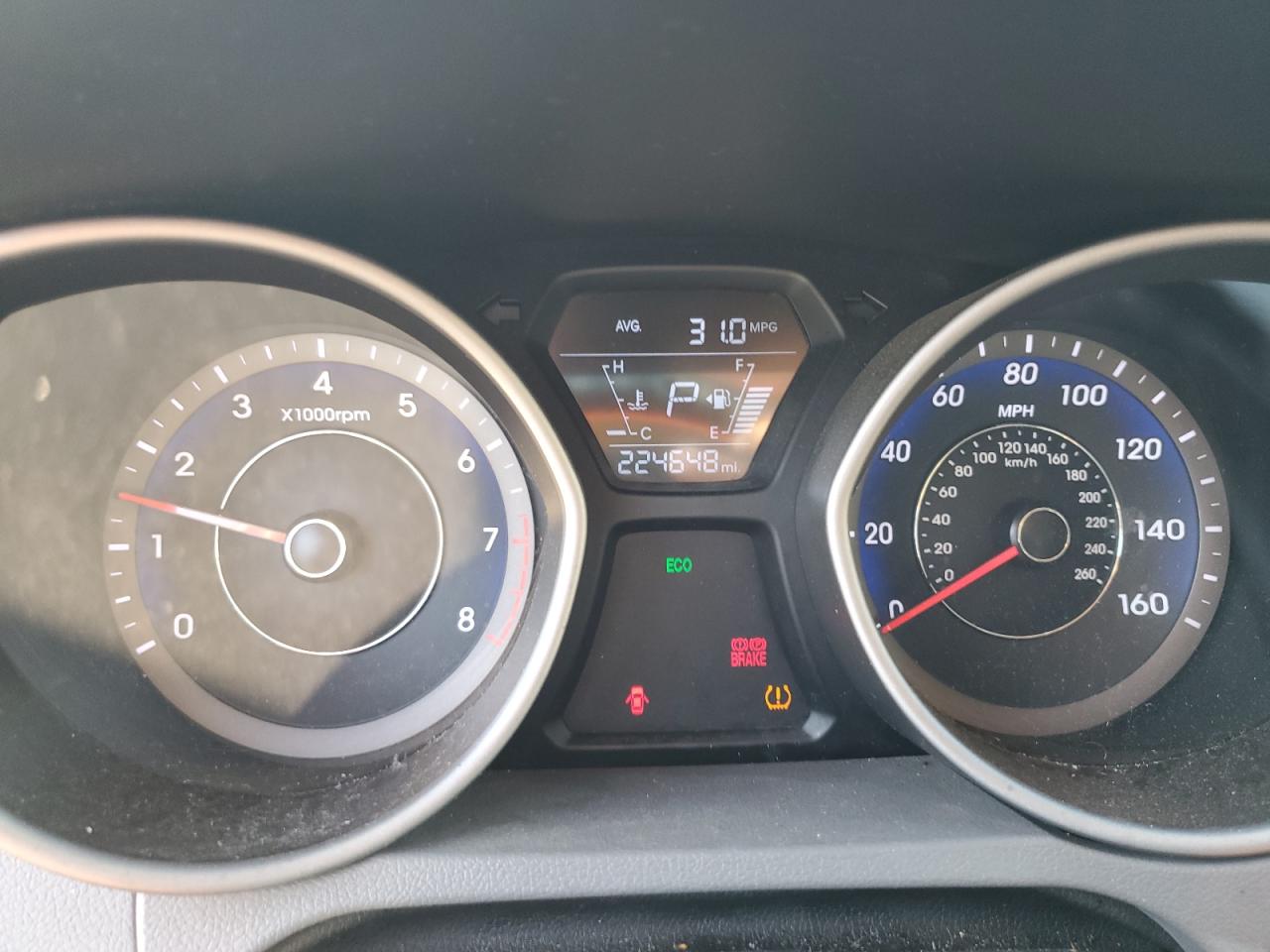 2014 Hyundai Elantra - Image 9