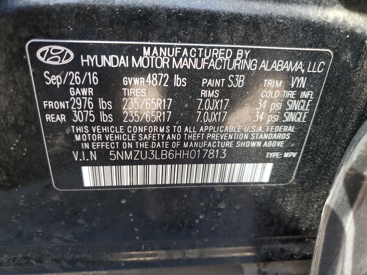 2017 Hyundai Santa Fe - Image 14