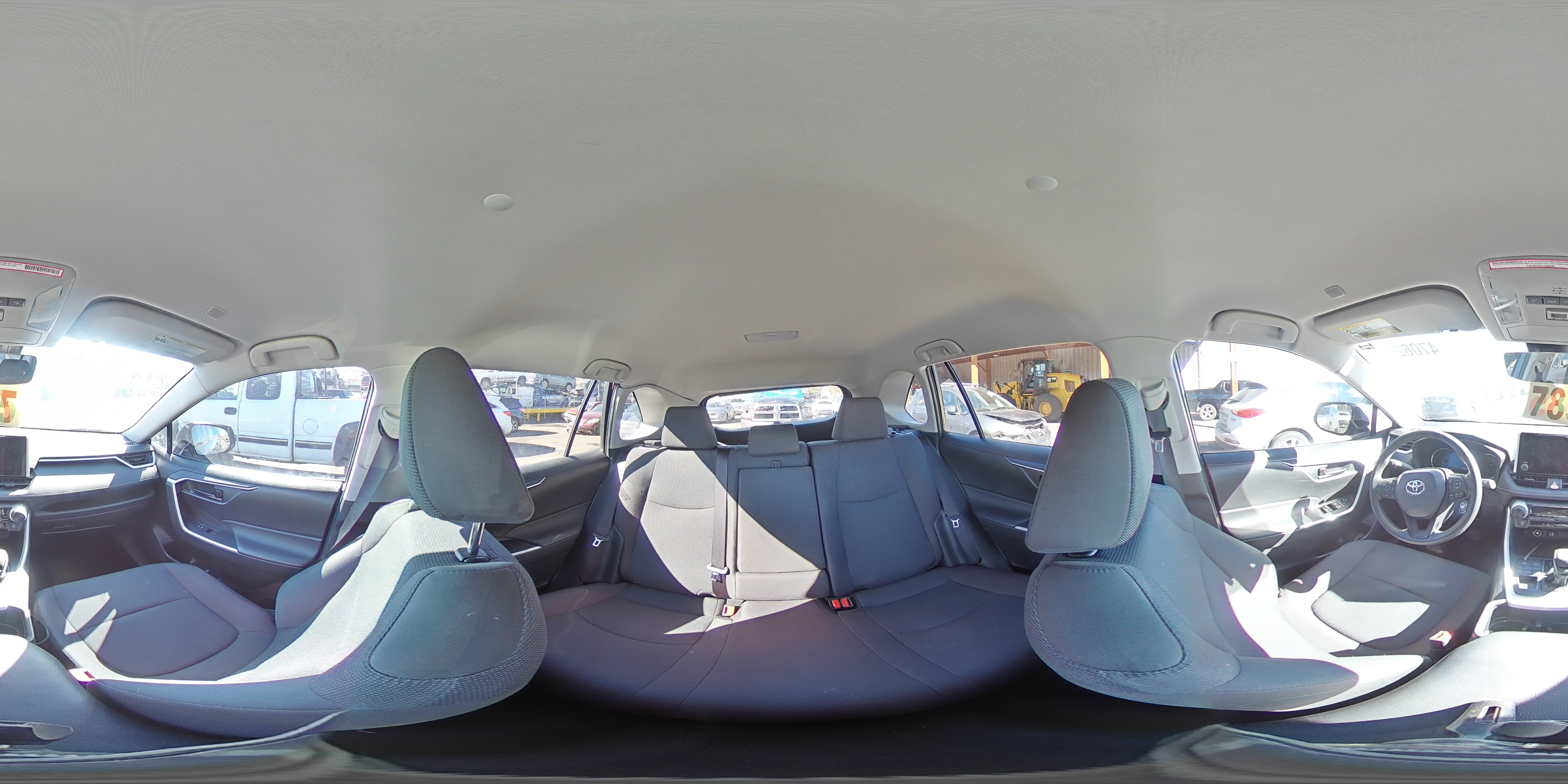 2023 Toyota RAV 4 - Image 14