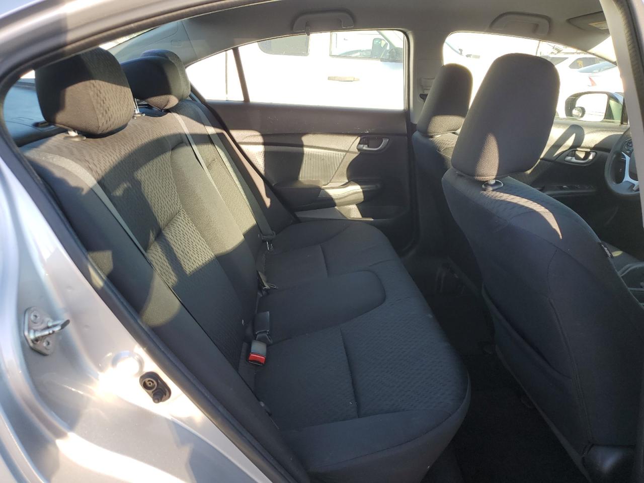 2015 Honda Civic - Image 10