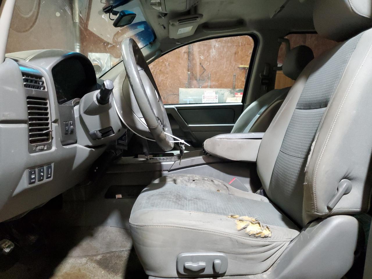 2007 Nissan Titan - Image 7