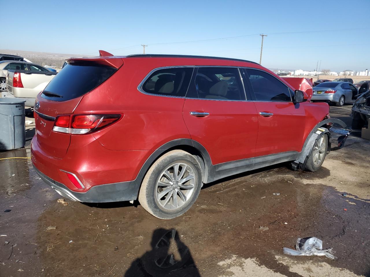 2017 Hyundai Santa Fe - Image 3