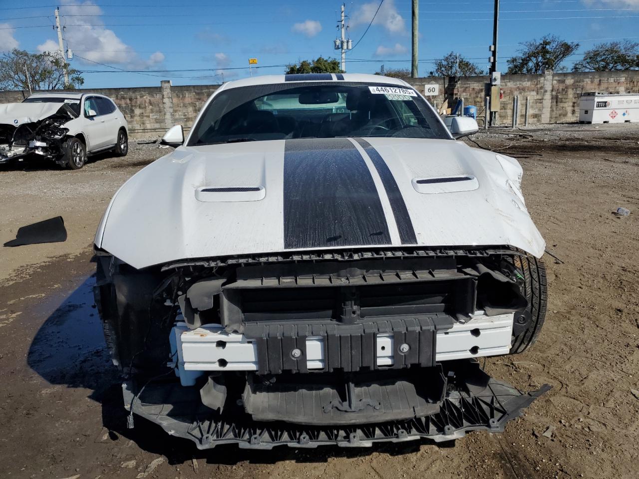 2019 Ford Mustang - Image 5