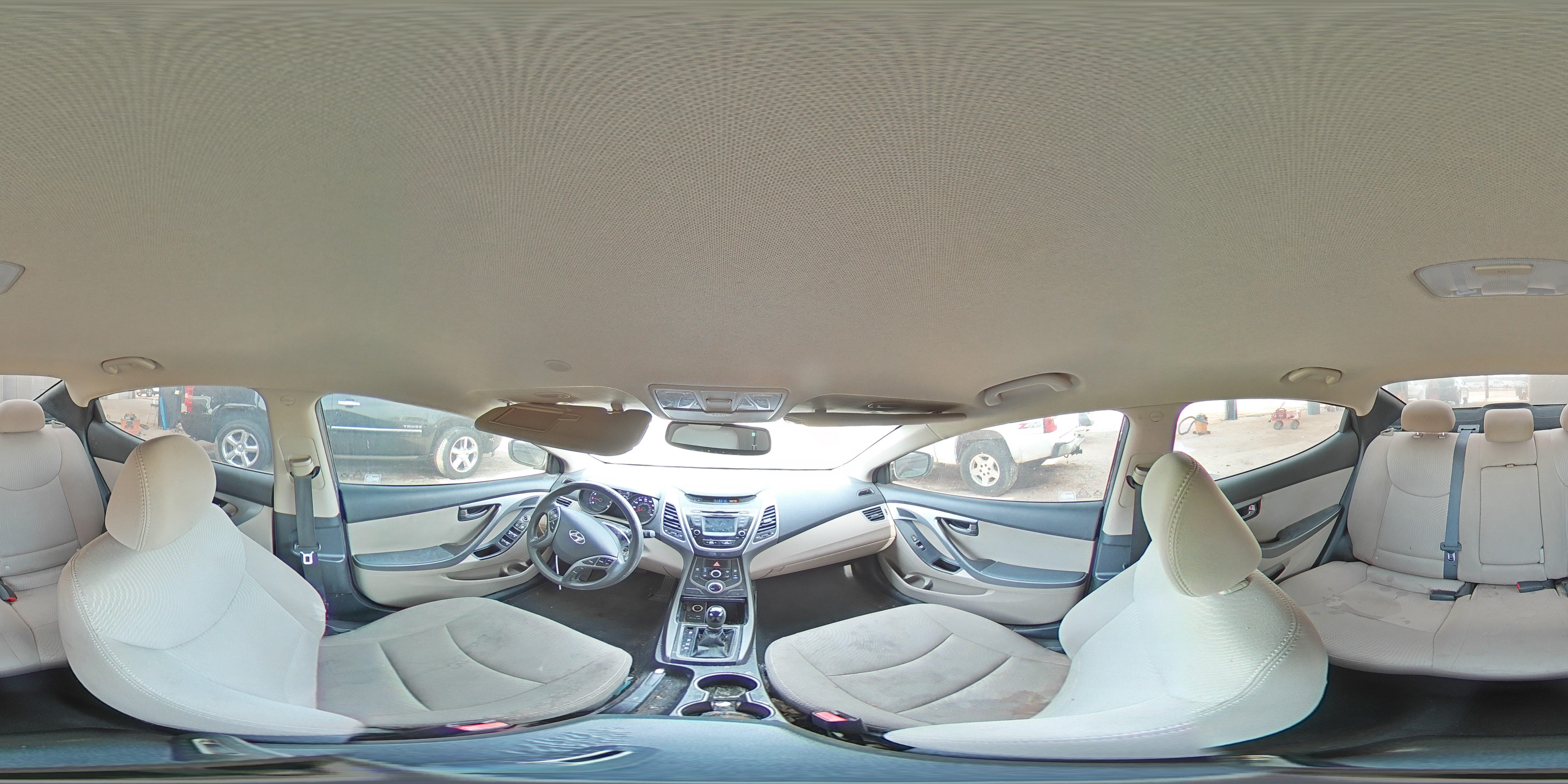 2016 Hyundai Elantra - Image 15