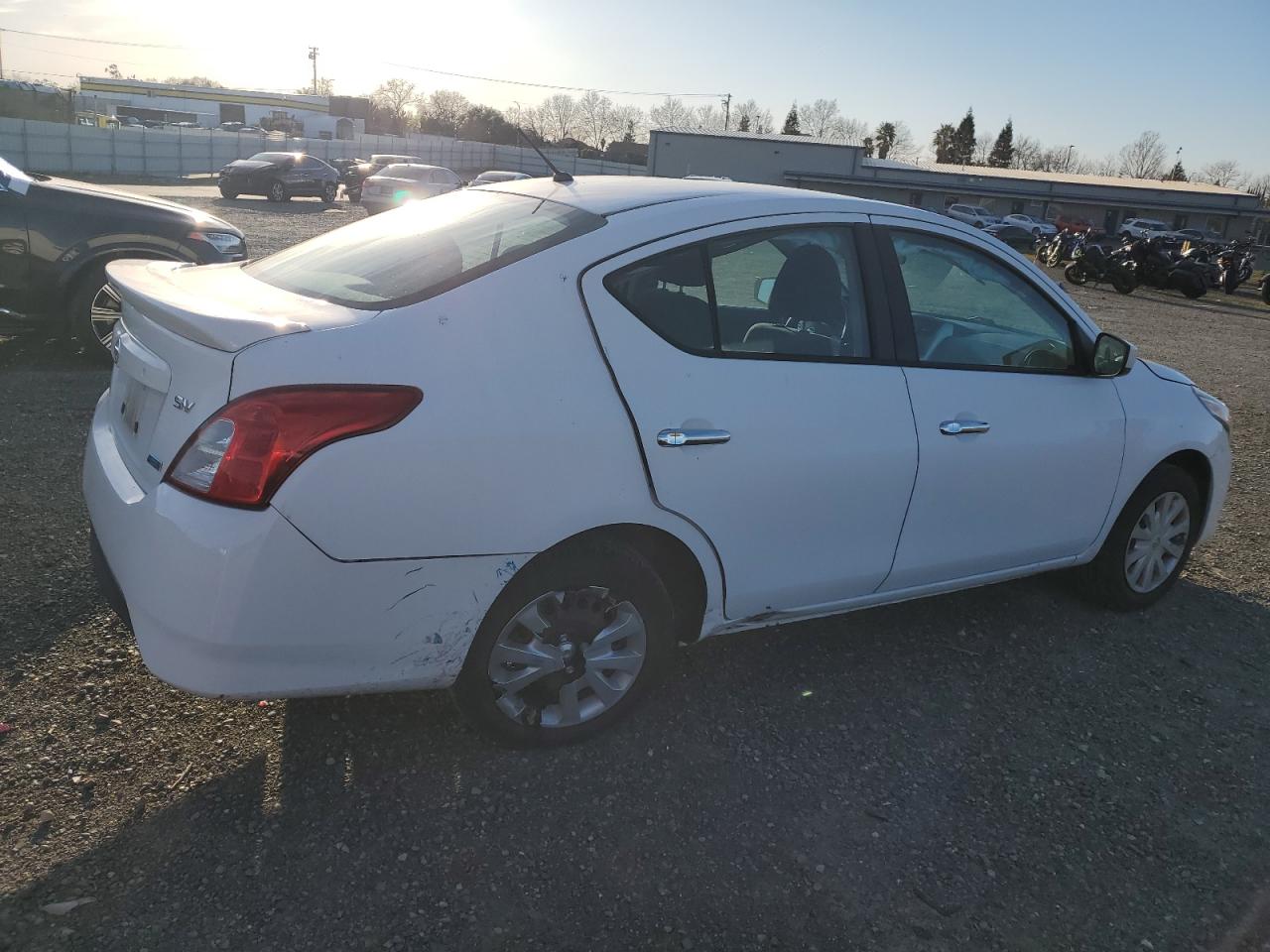2016 Nissan Versa - Image 3