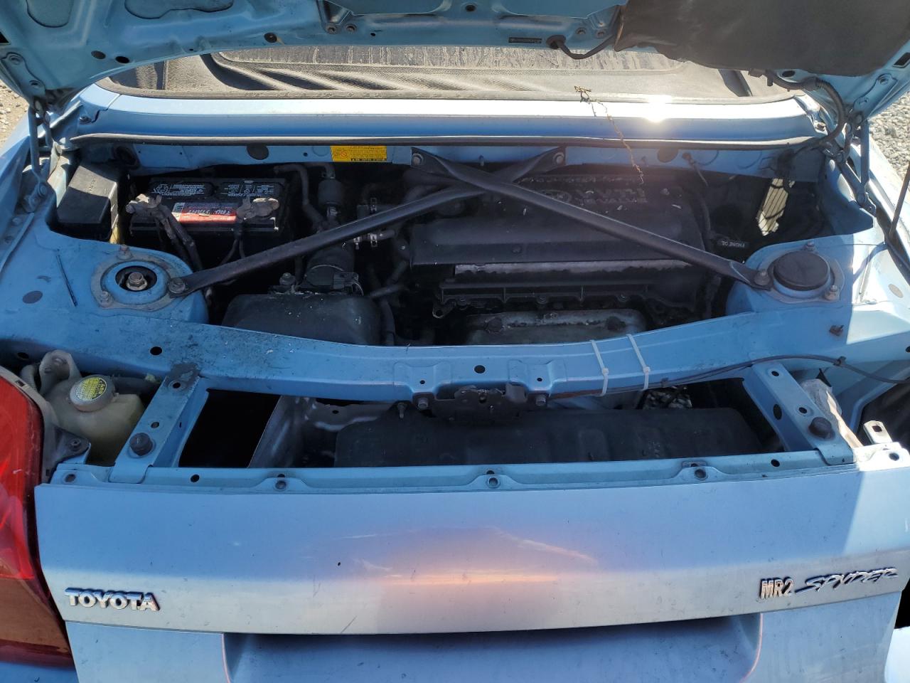 2005 Toyota MR2 - Image 11