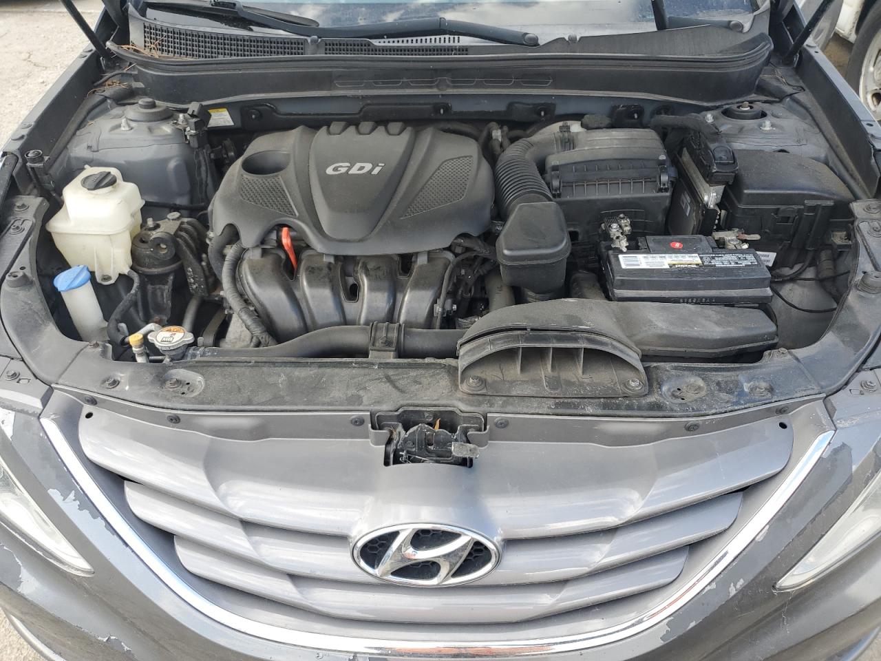 2013 Hyundai Sonata - Image 11