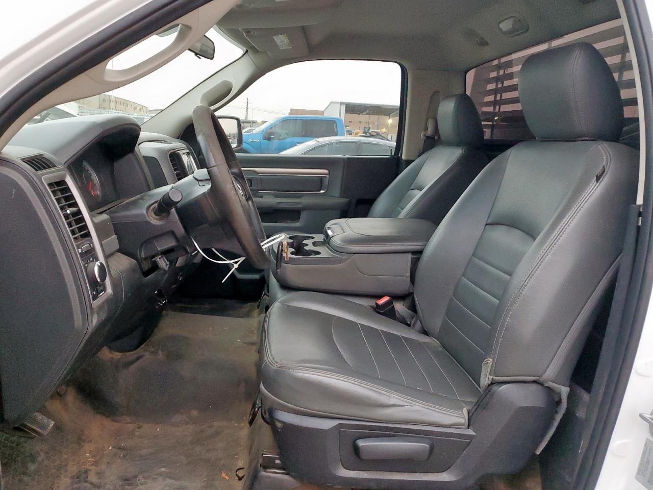 2017 RAM 1500 - Image 7