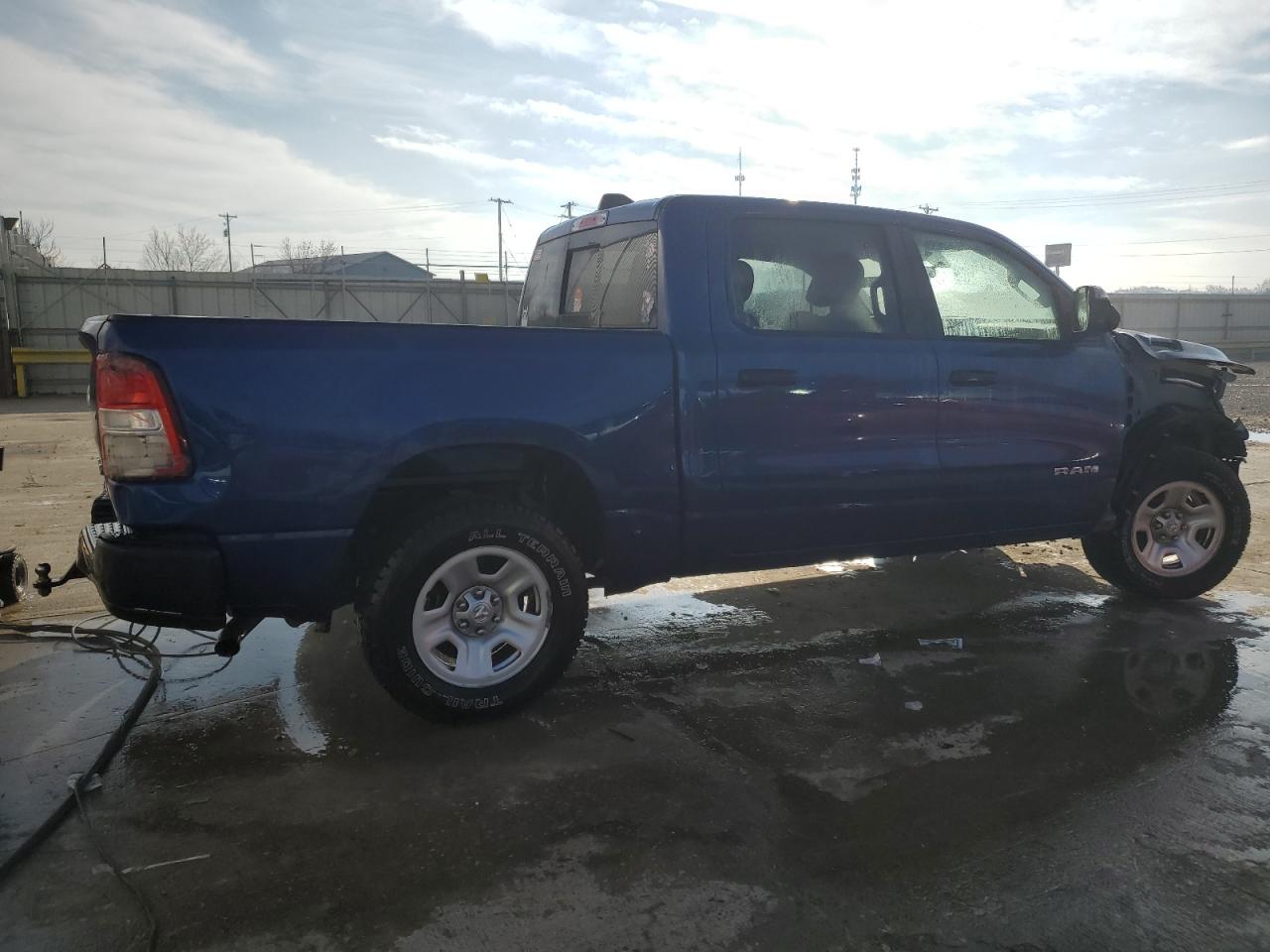 2019 RAM 1500 - Image 3