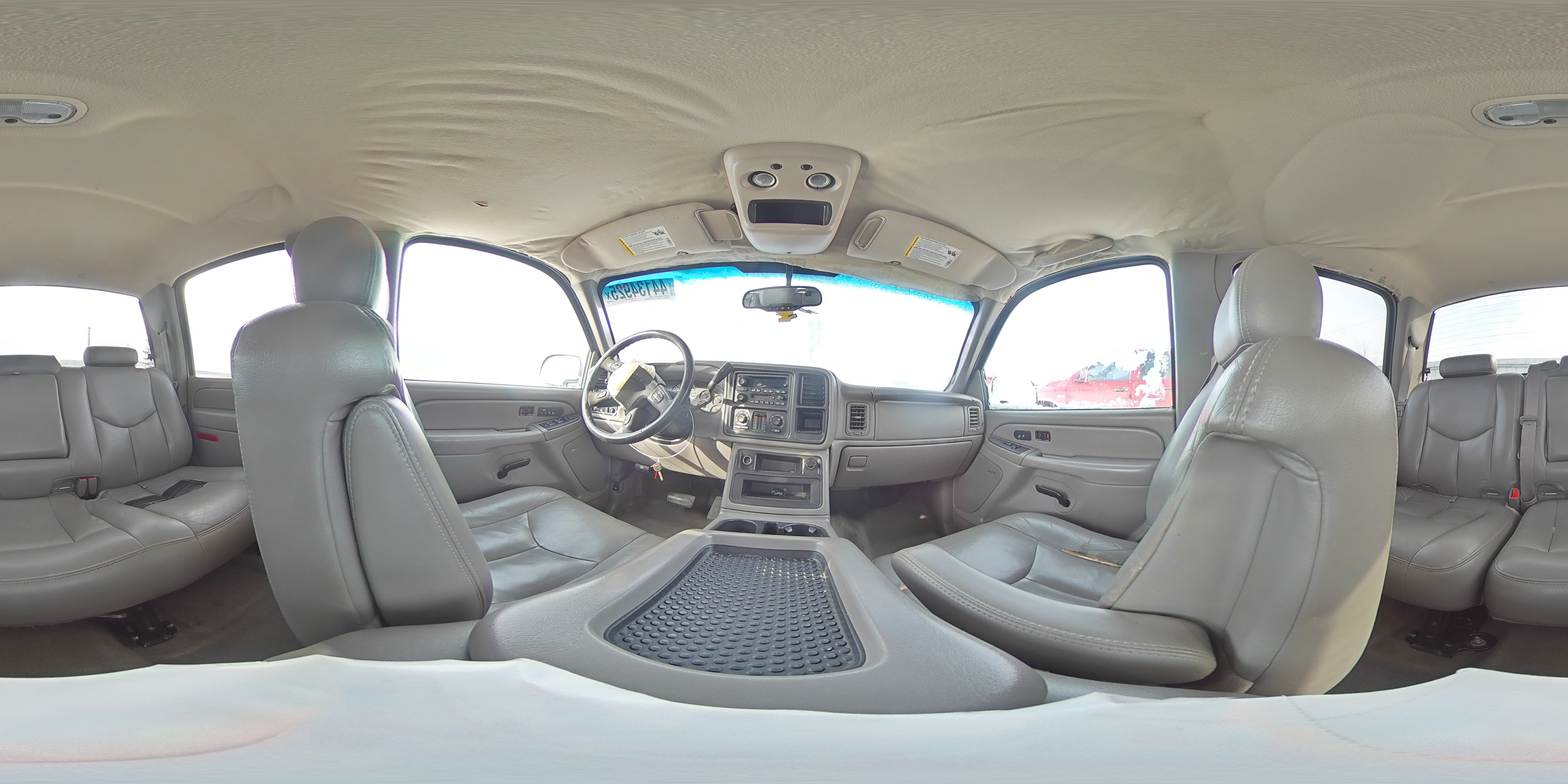 2005 Chevrolet Silverado - Image 12