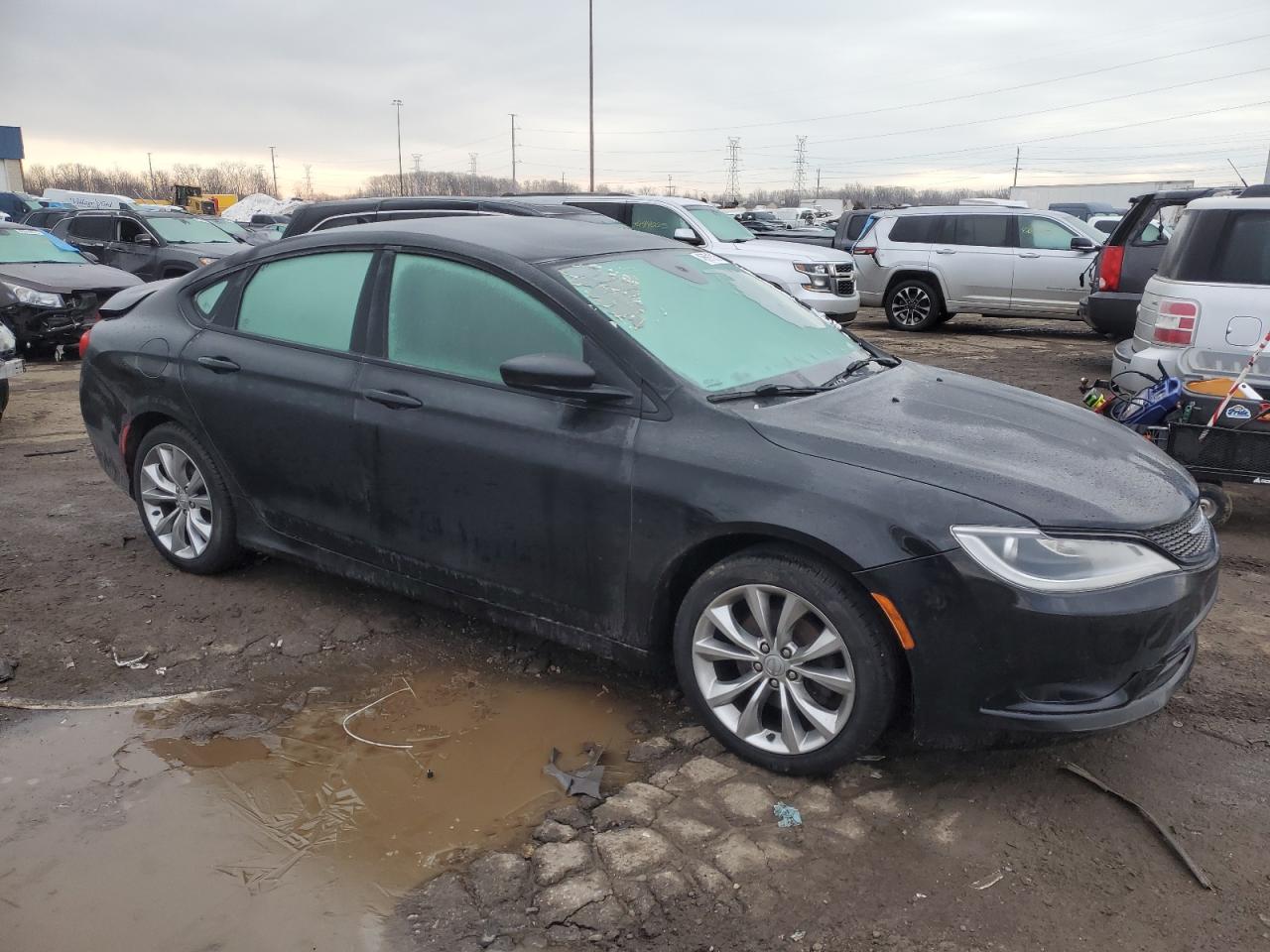 2015 Chrysler 200 - Image 4