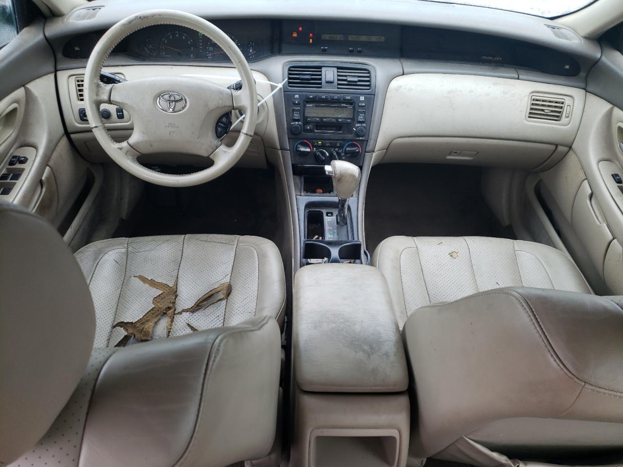 2004 Toyota Avalon - Image 8