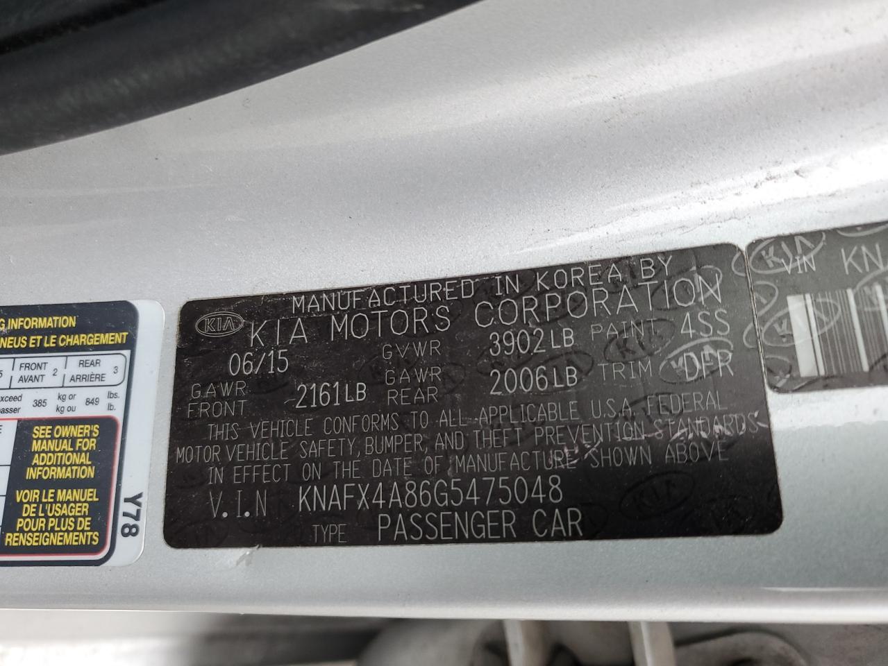 2016 Kia Forte - Image 14