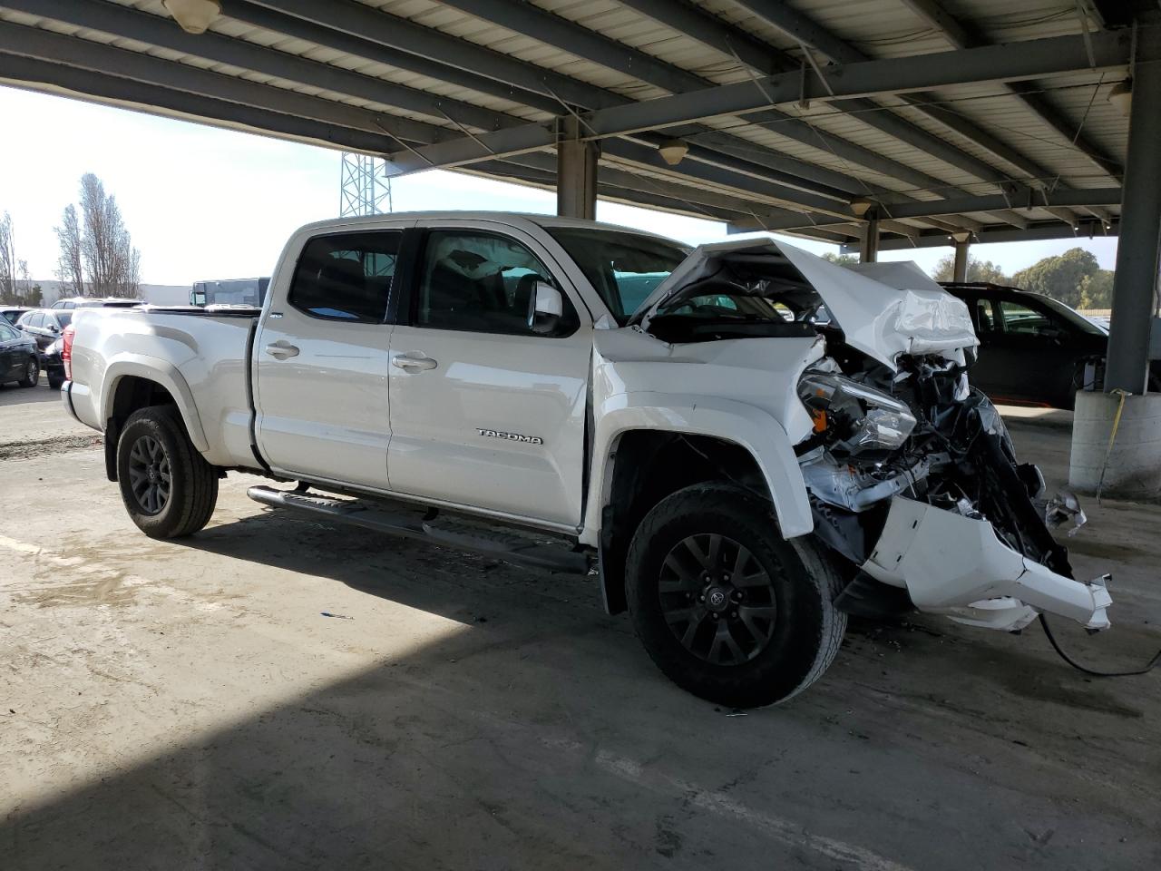 2021 Toyota Tacoma - Image 4