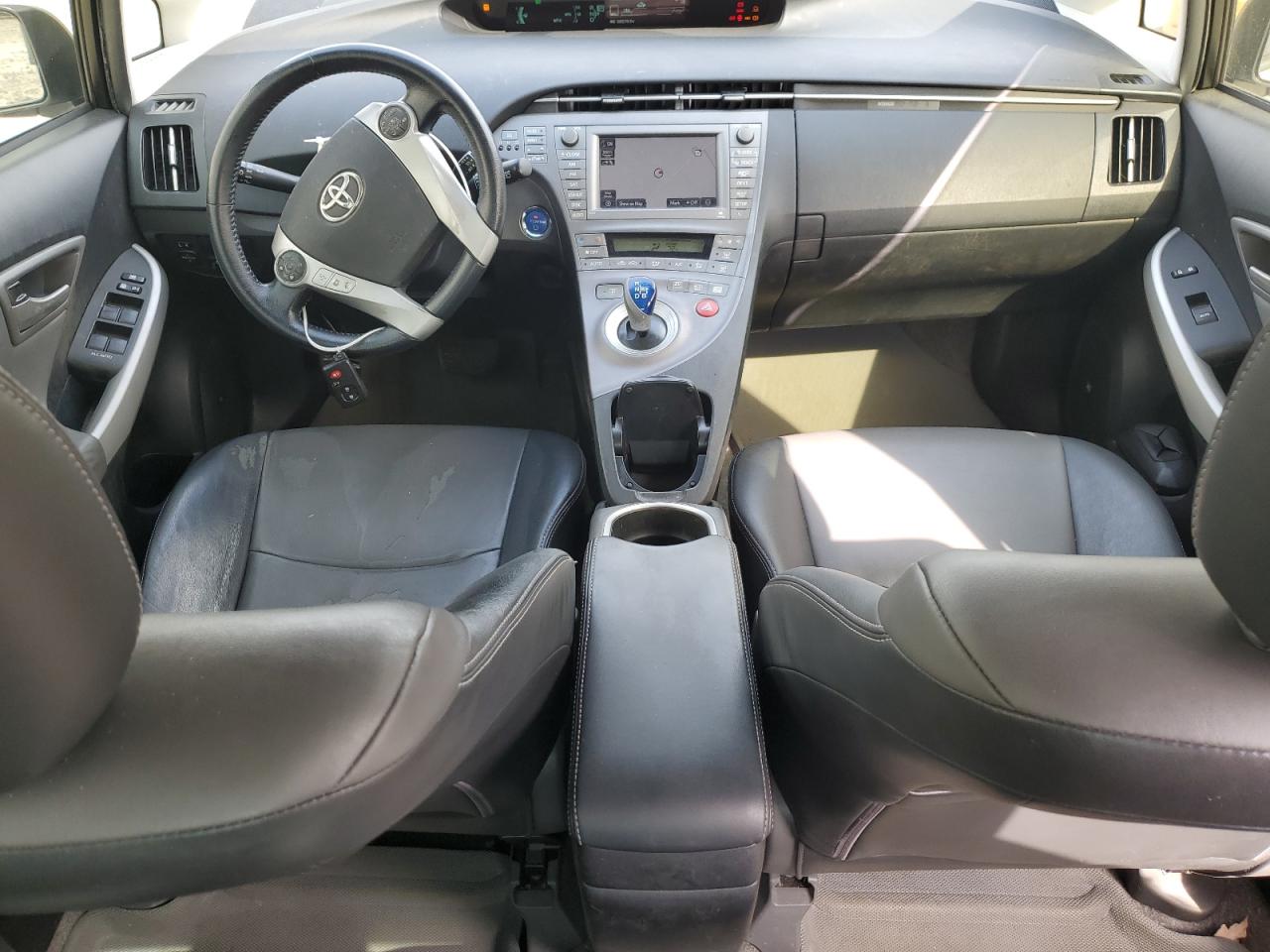 2012 Toyota Prius - Image 8