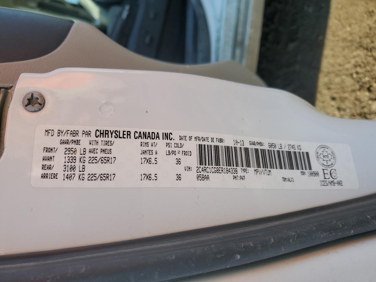 2014 Chrysler Town & Country - Image 13